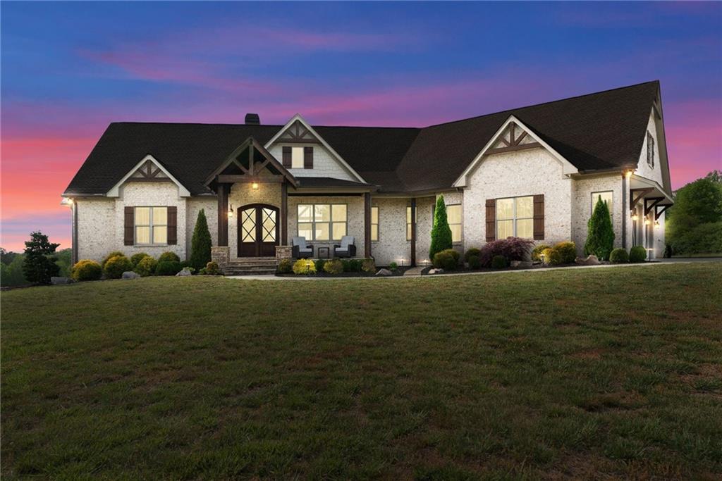 Murrayville, Georgia, 30564, United States, 4 Bedrooms Bedrooms, ,5 BathroomsBathrooms,Residential,For Sale,2039940