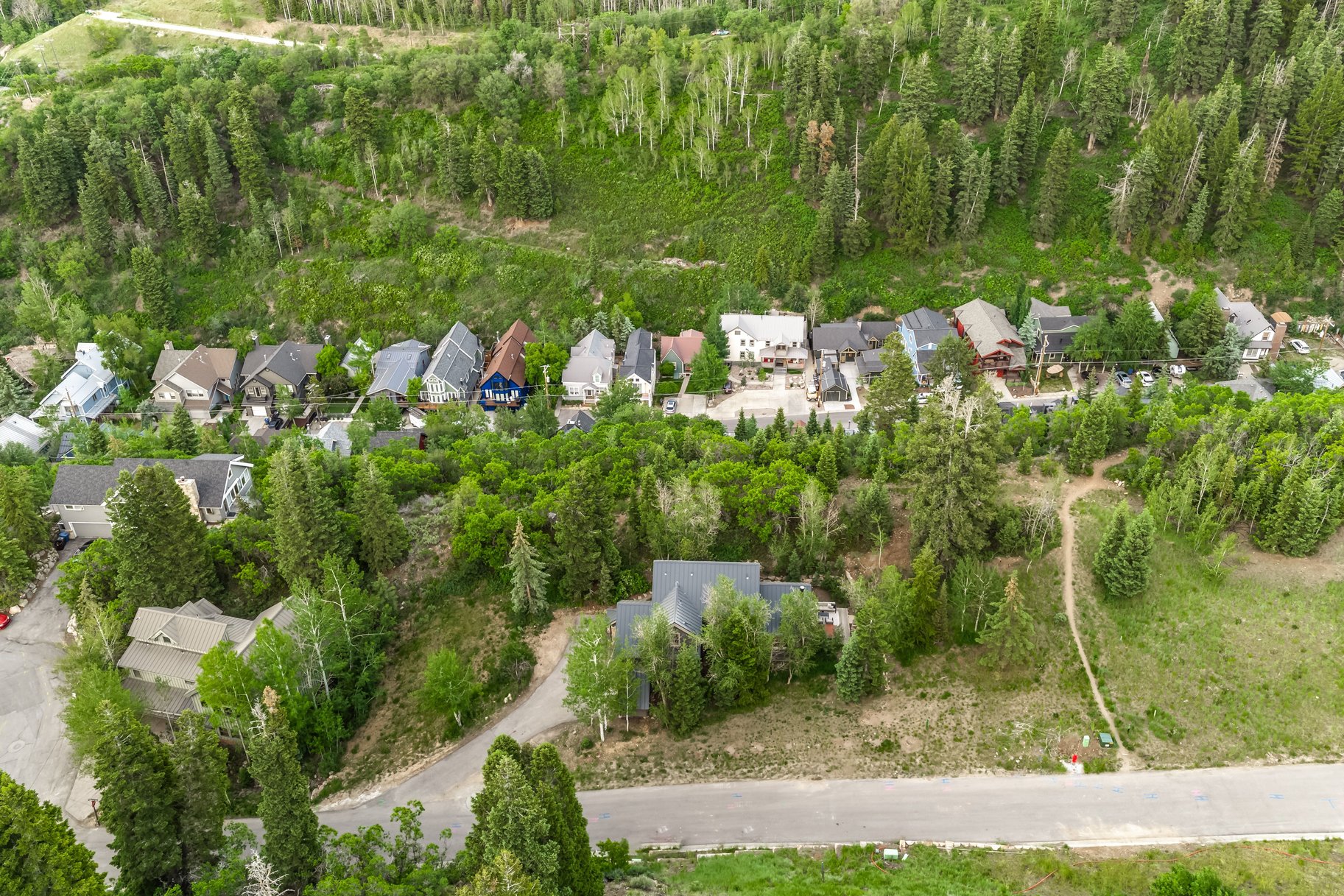  Old Town Opportunity Perched above Daly Canyon and Main Street - 物件實景
