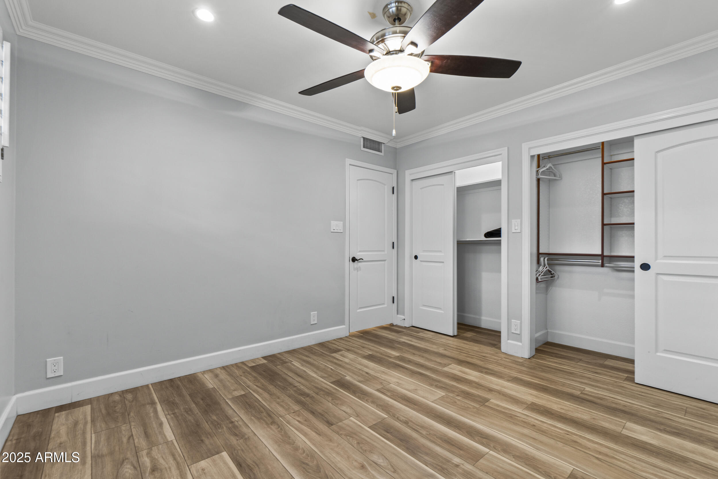 Phoenix, Arizona, 85018, United States, 6 Bedrooms Bedrooms, ,4 BathroomsBathrooms,Residential,For Sale,2002076