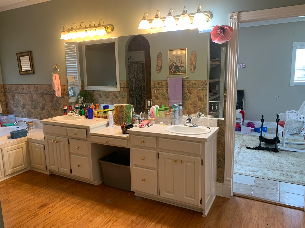 Clarksville, Arkansas, 72830, United States, 5 Bedrooms Bedrooms, ,4 BathroomsBathrooms,Residential,For Sale,1942523