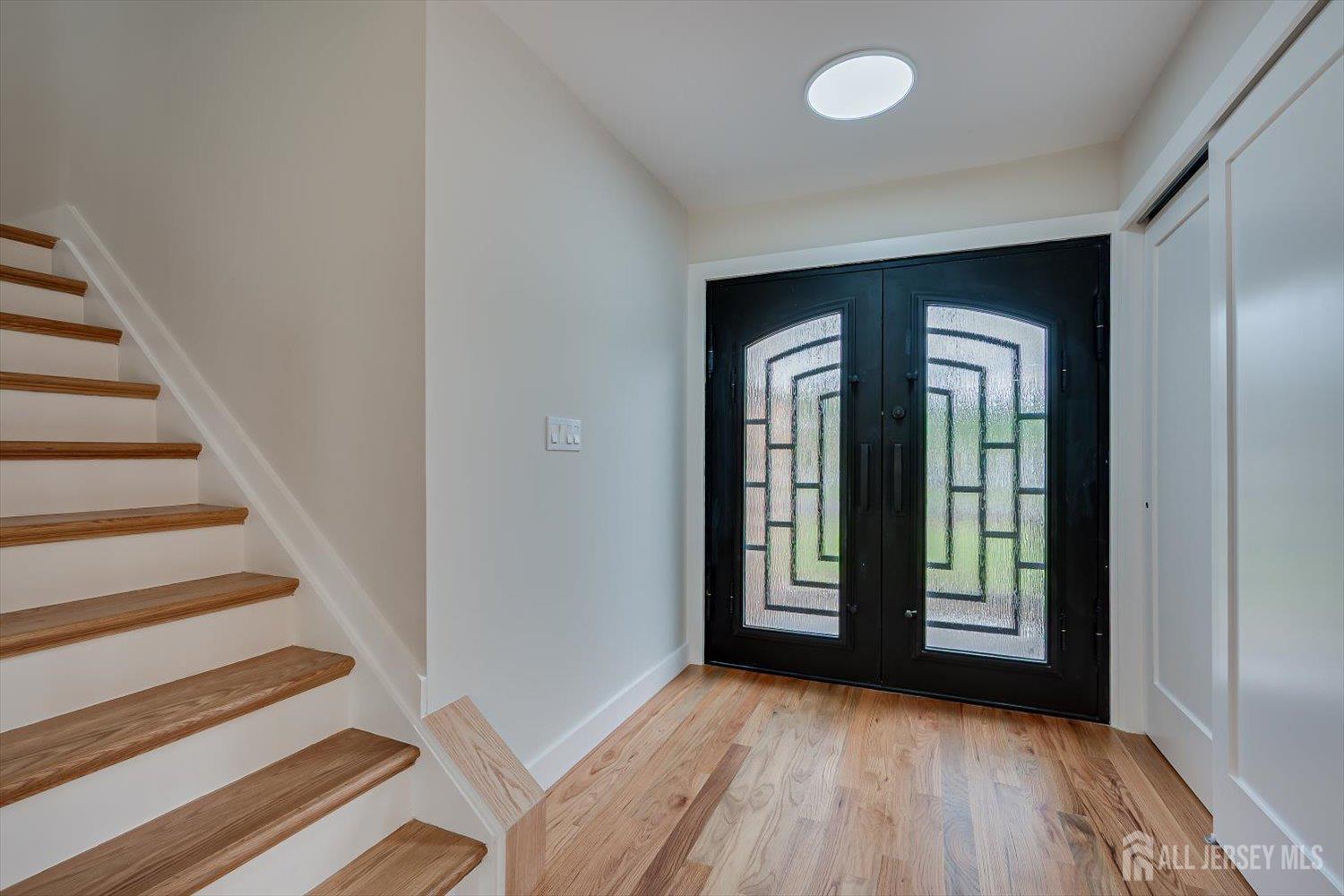 Piscataway, New Jersey, 08854, United States, 5 Bedrooms Bedrooms, ,3 BathroomsBathrooms,Residential,For Sale,2048679