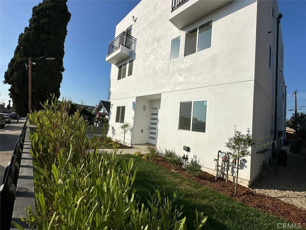 LOS ANGELES, California, 90001, United States, ,Residential,For Sale,1810570