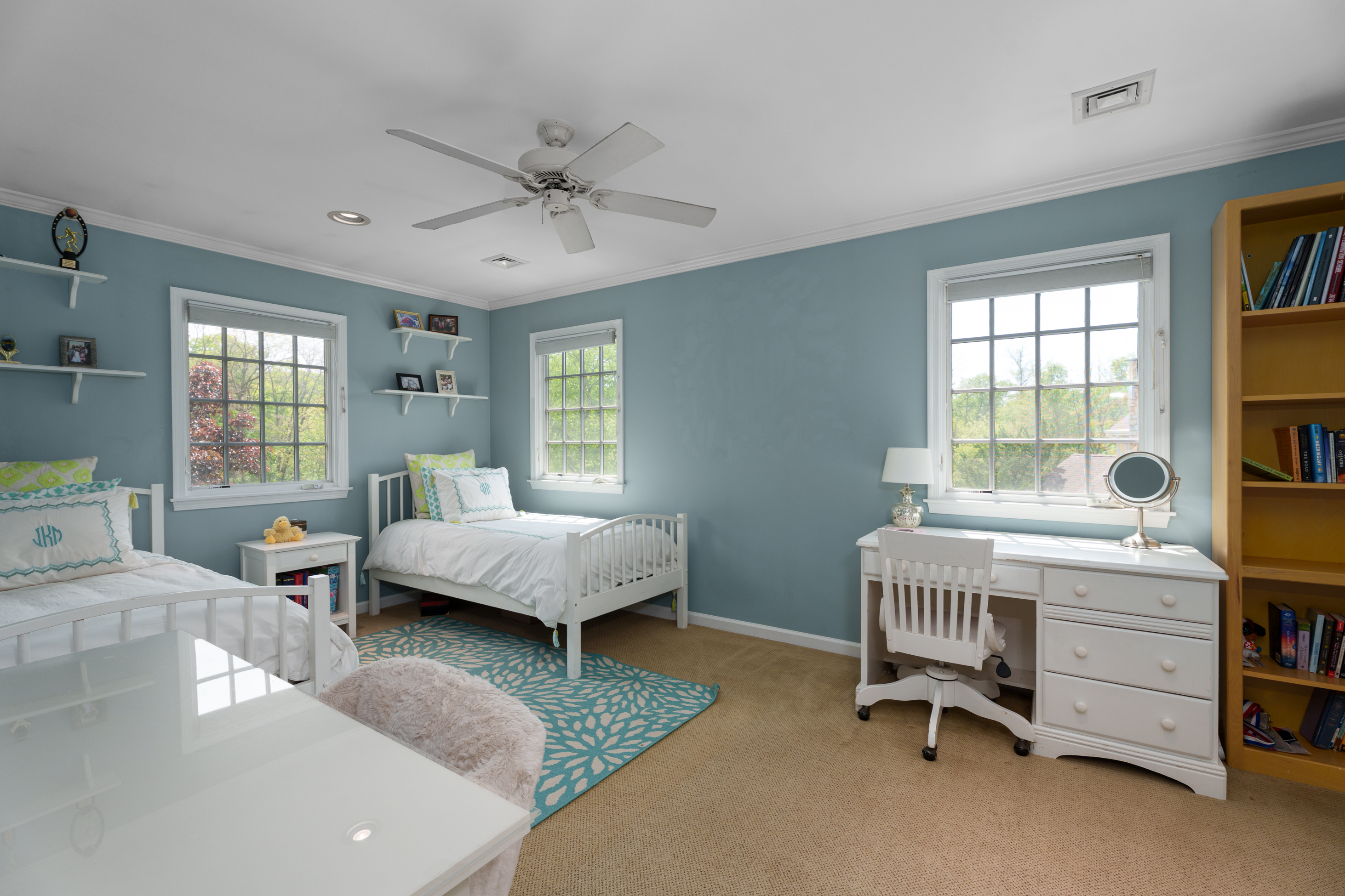  Kingsbrook Cul-de-Sac Home With 5 Bedrooms and a Finished Basement - 物件實景