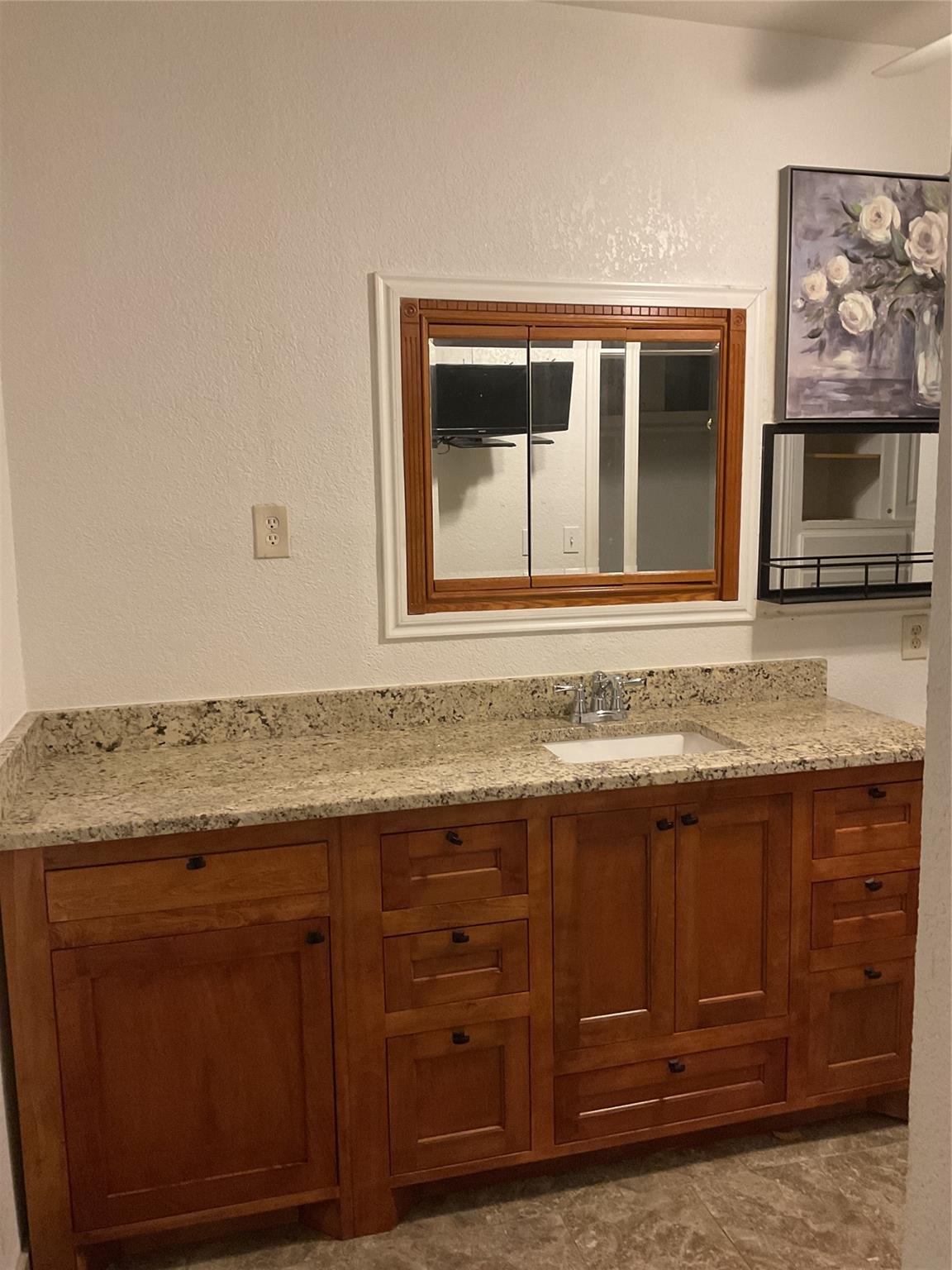 Fort Worth, Texas, 76164, United States, 10 Bedrooms Bedrooms, ,8 BathroomsBathrooms,Residential,For Sale,1990188