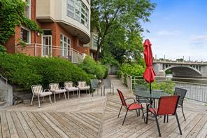 Ottawa, Ontario, K1N 9N7, CA, 2 Bedrooms Bedrooms, ,3 BathroomsBathrooms,Residential,For Sale,1966889