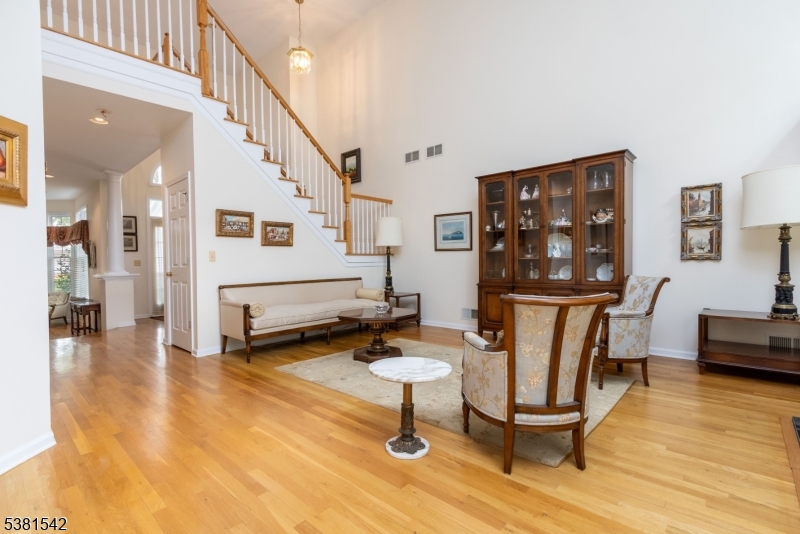 Far Hills Boro, New Jersey, 07931, United States, 2 Bedrooms Bedrooms, ,3 BathroomsBathrooms,Residential,For Sale,1934614