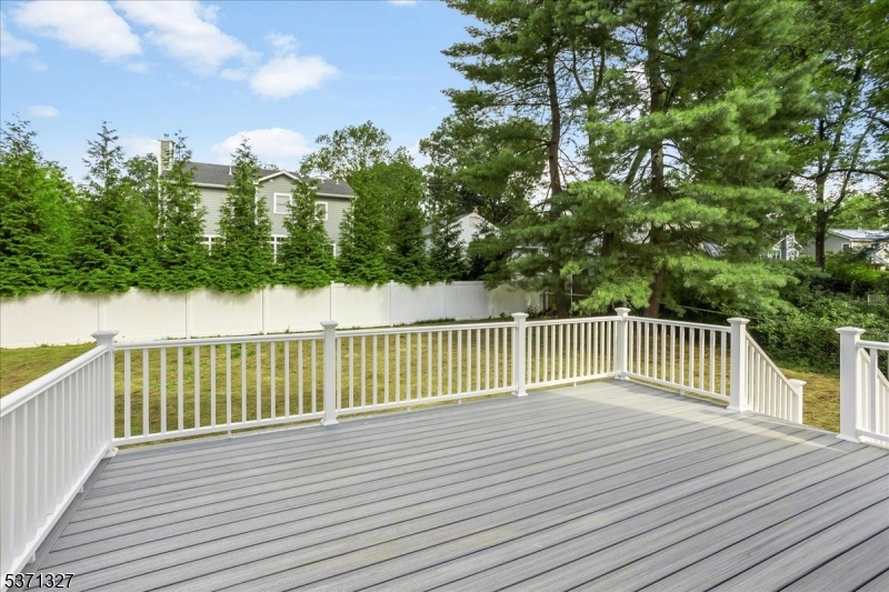 Chatham Boro, New Jersey, 07928, United States, 5 Bedrooms Bedrooms, ,6 BathroomsBathrooms,Residential,For Sale,2002999