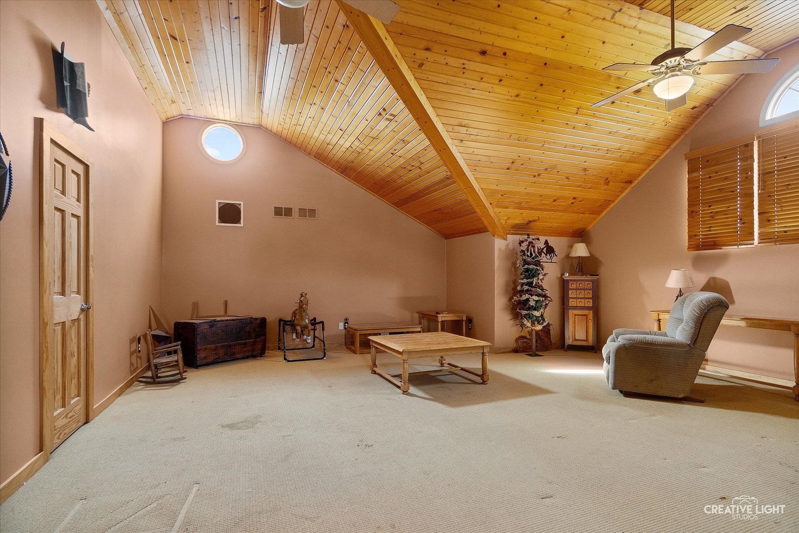 Plano, Illinois, 60545, United States, 4 Bedrooms Bedrooms, ,4 BathroomsBathrooms,Residential,For Sale,2003309