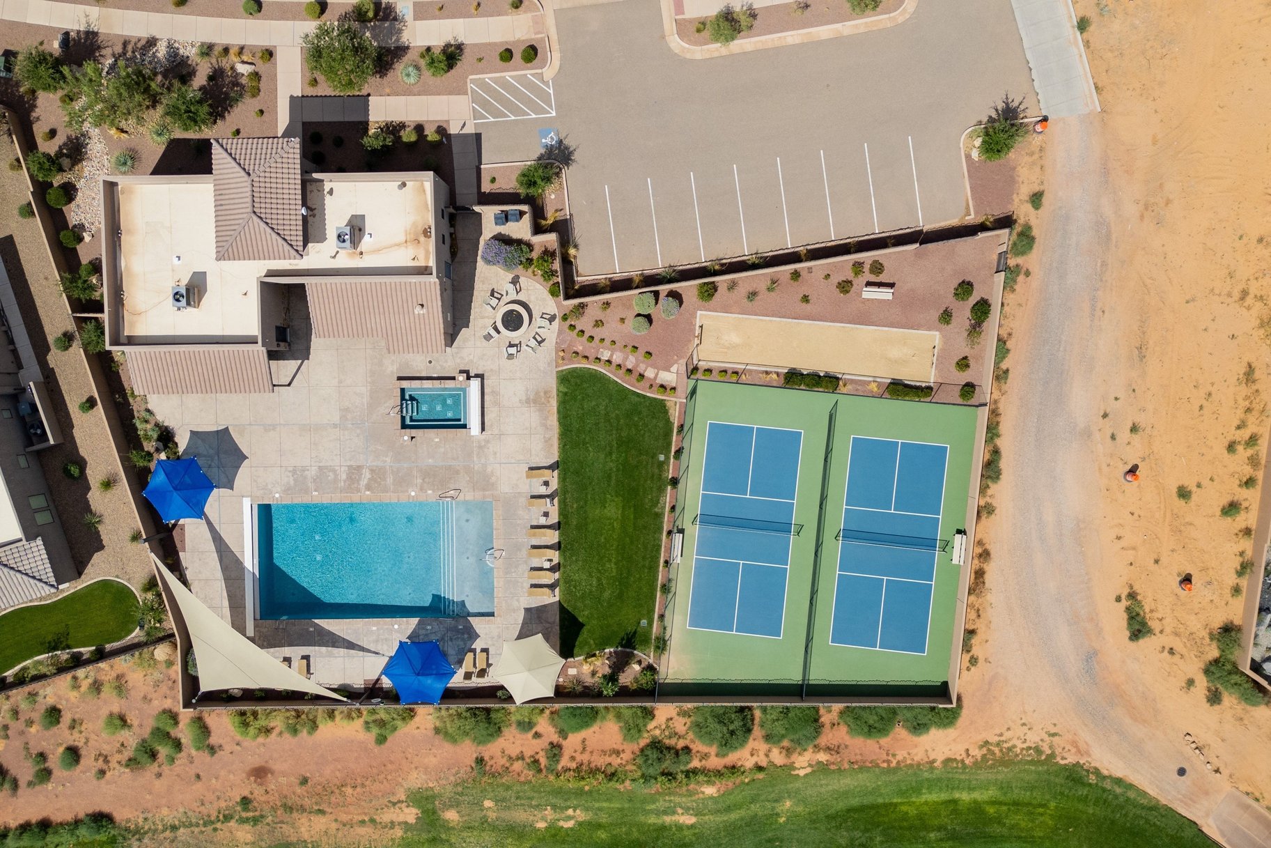  Desert Fairway Retreat with Short Term Investment Opportunity - 物件實景