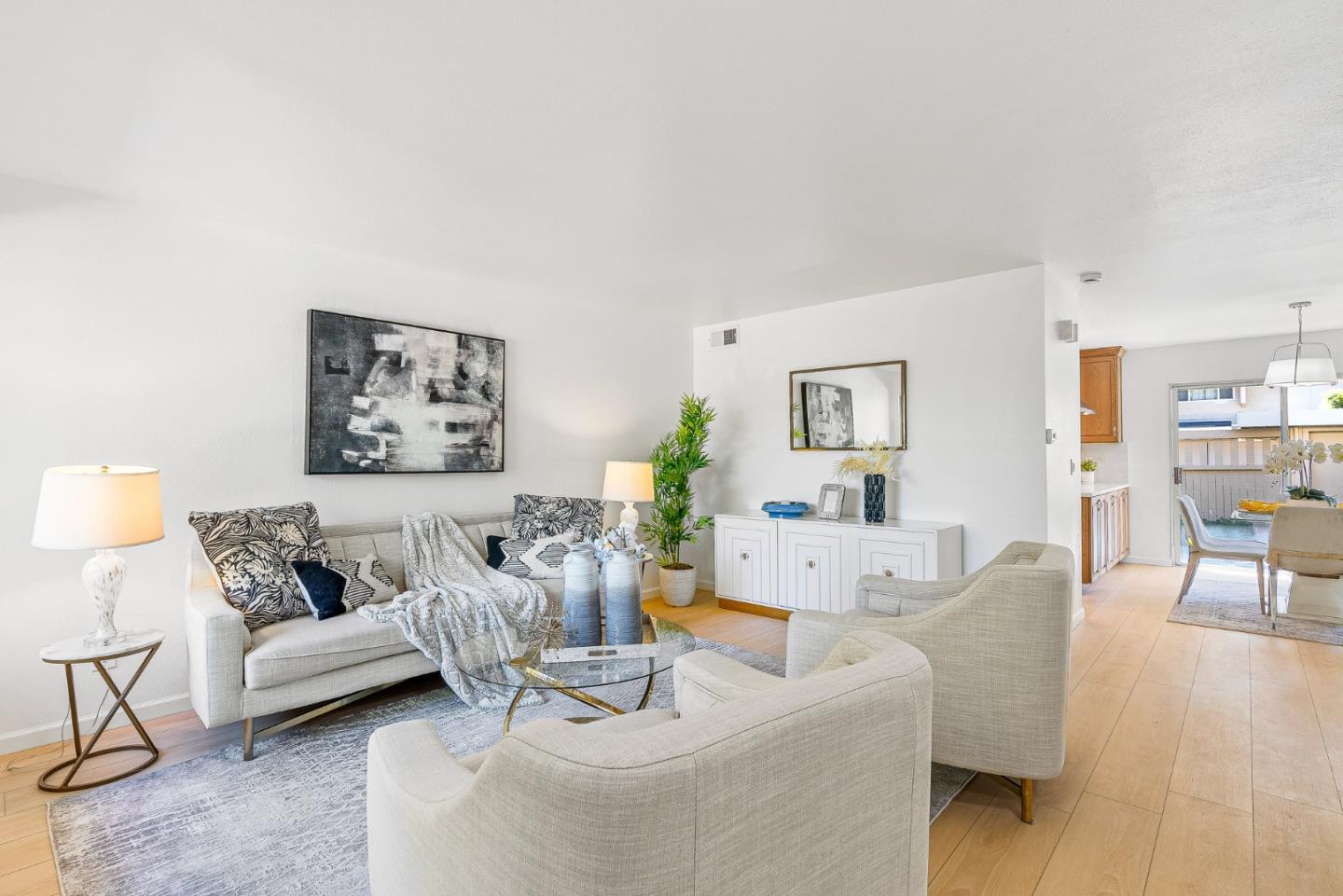 Sunnyvale, California, 94087, United States, 2 Bedrooms Bedrooms, ,2 BathroomsBathrooms,Residential,For Sale,1947978