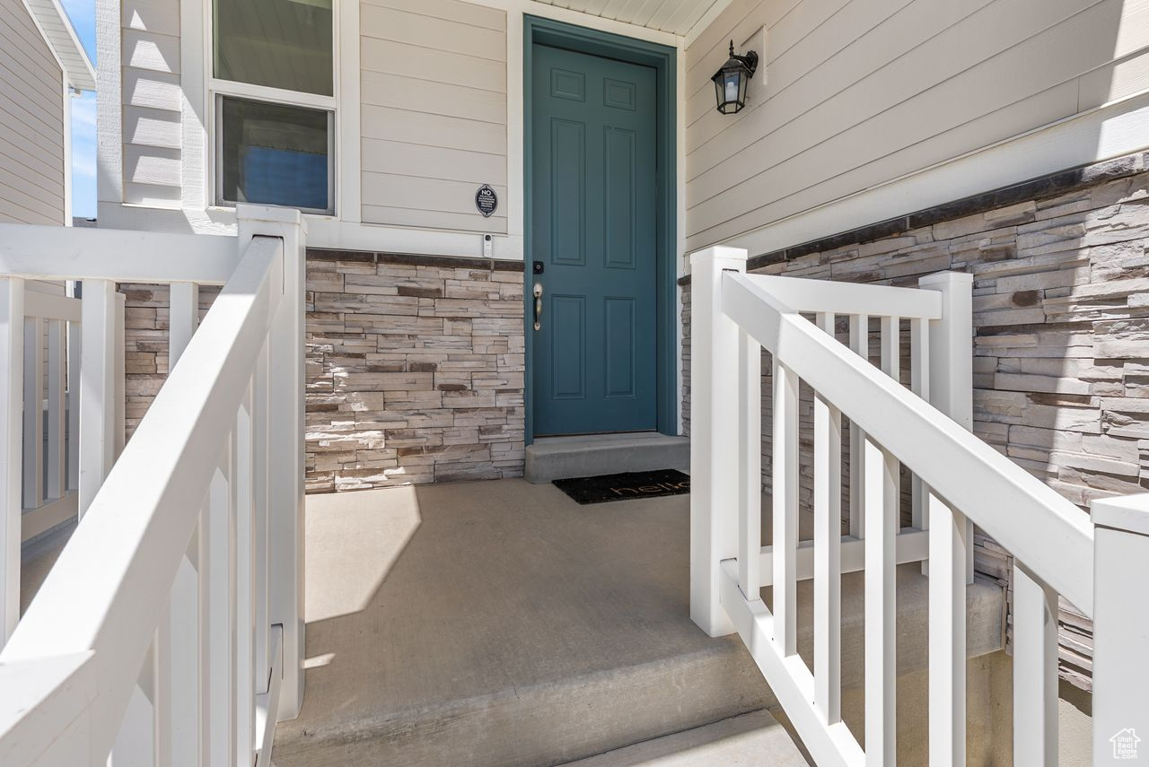 Saratoga Springs, Utah, 84045, United States, 4 Bedrooms Bedrooms, ,3 BathroomsBathrooms,Residential,For Sale,1927237