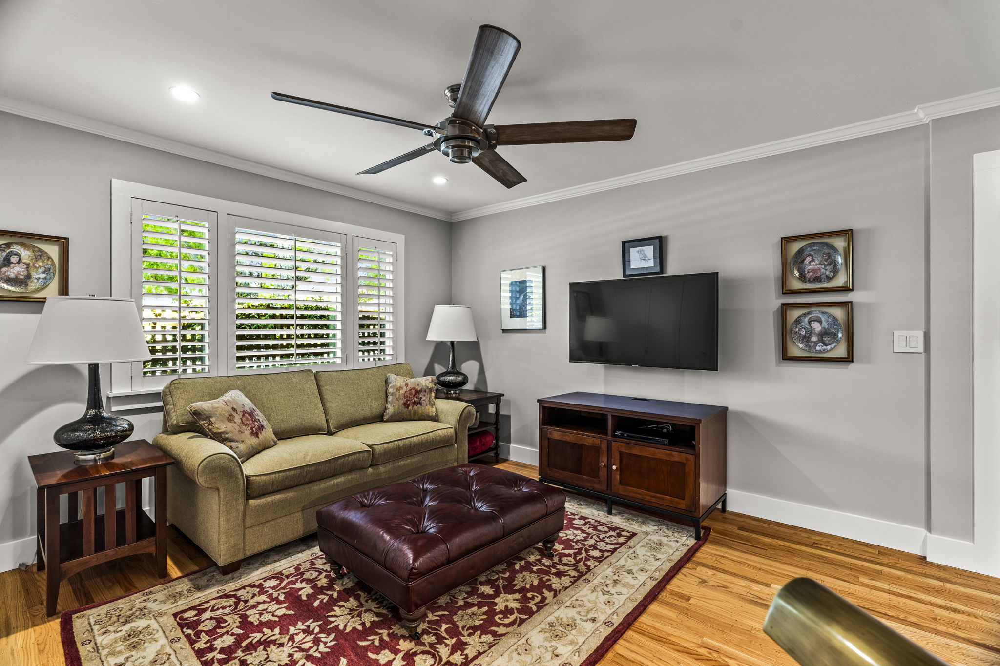  1597 Sulphur Springs Ave - 物件實景