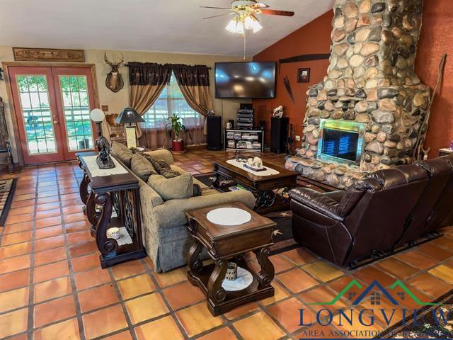 195 CR 1772, Jefferson, Texas, 75657, United States, 3 Bedrooms Bedrooms, ,2 BathroomsBathrooms,Residential,For Sale,195 CR 1772,1542669