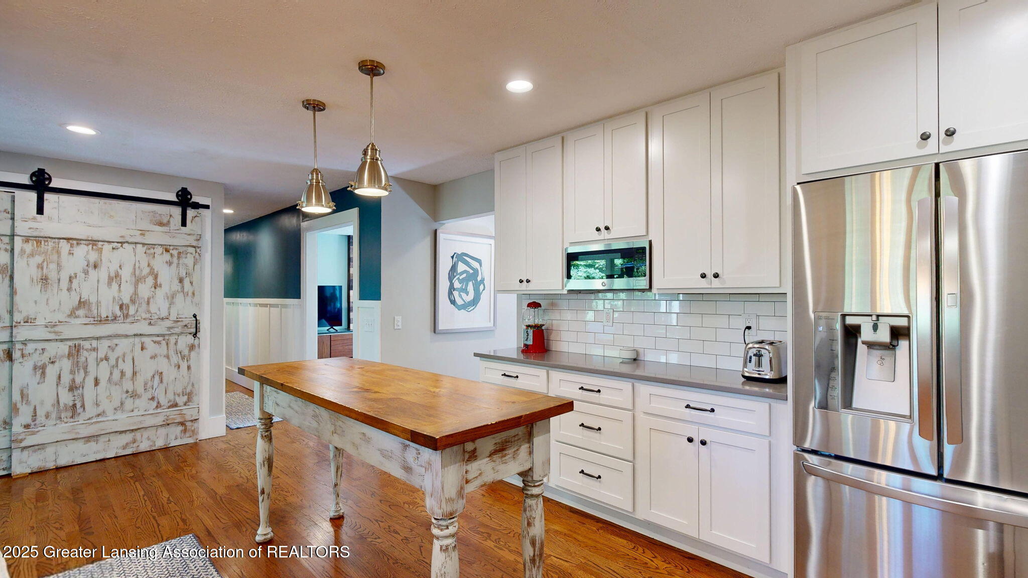 Okemos, Michigan, 48864, United States, 5 Bedrooms Bedrooms, ,4 BathroomsBathrooms,Residential,For Sale,1975829