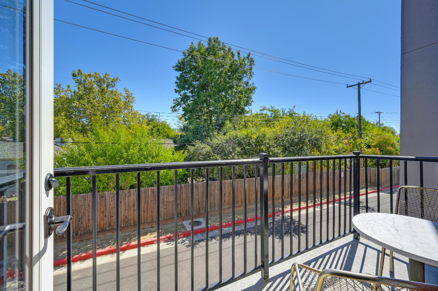 Sacramento, California, 95818, United States, 3 Bedrooms Bedrooms, ,3 BathroomsBathrooms,Residential,For Sale,1988052