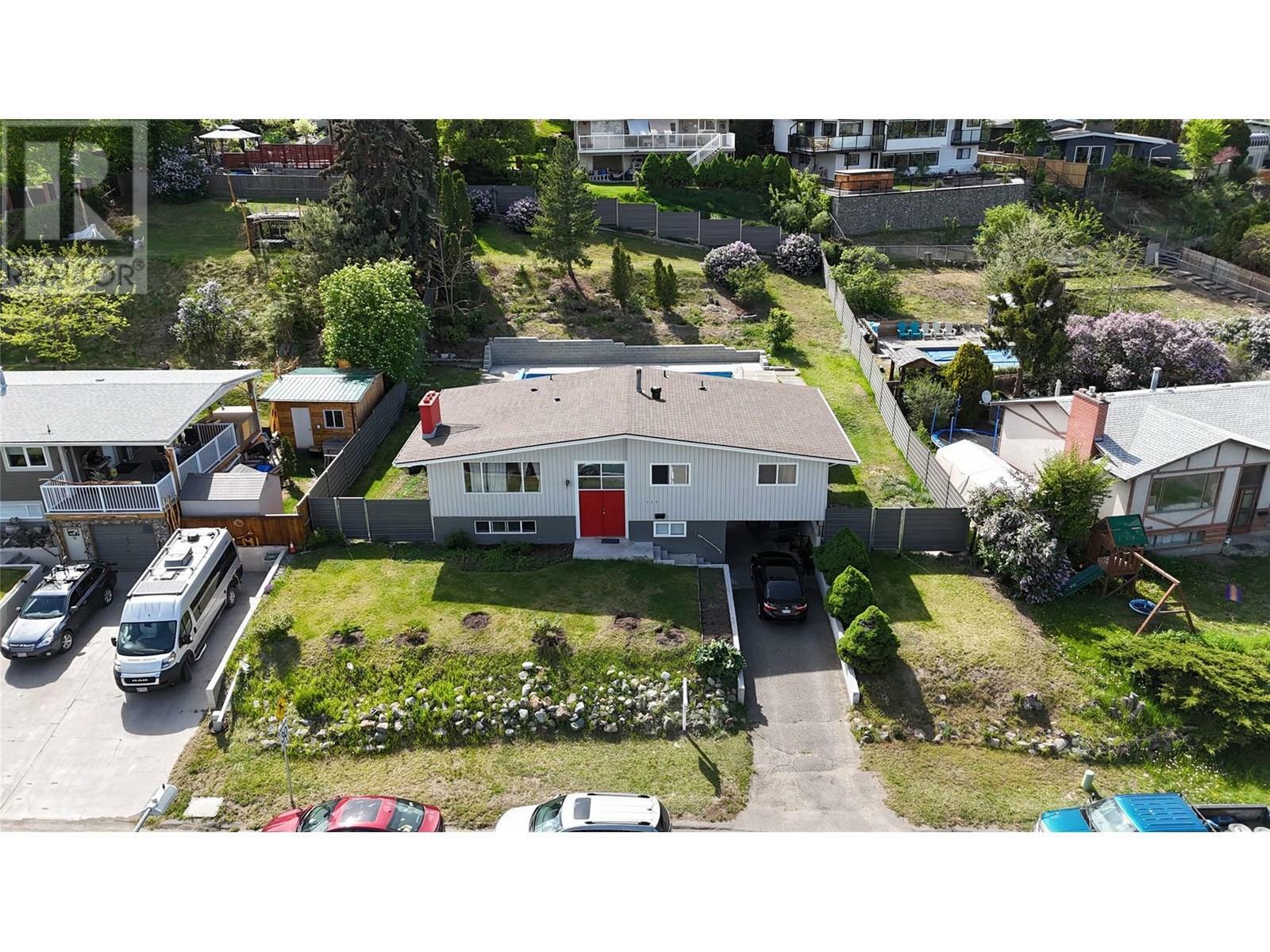 KAMLOOPS, British Columbia, V2C 1T2, CA, 5 Bedrooms Bedrooms, ,2 BathroomsBathrooms,Residential,For Sale,1839266