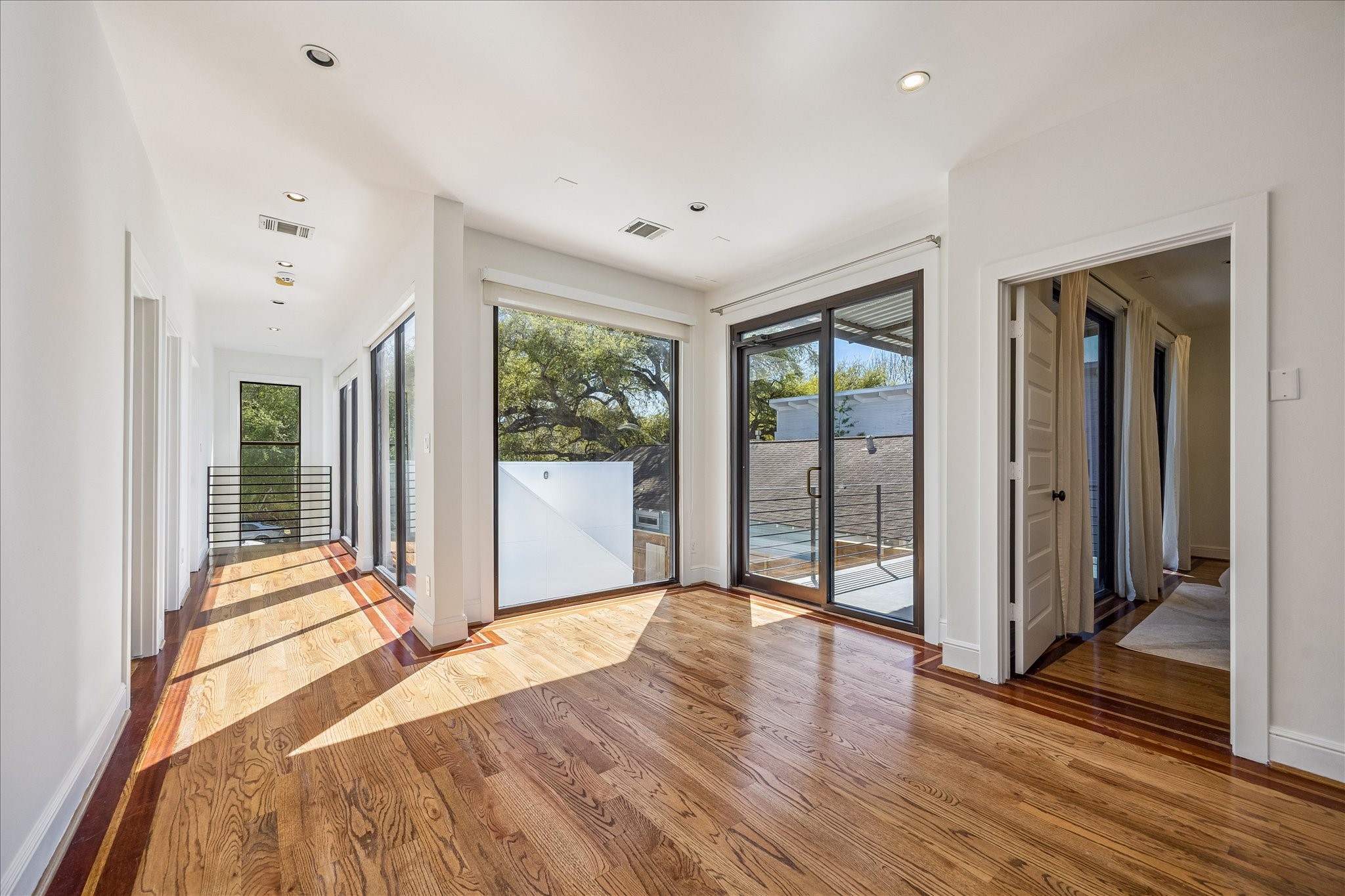  427 W 27th Street - 物件實景