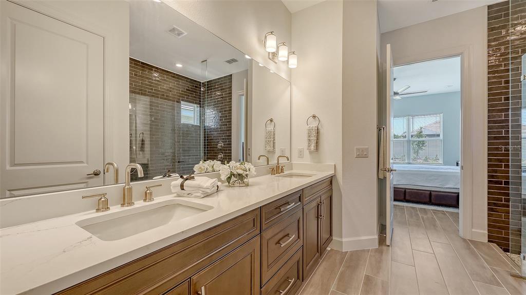 Palmetto, Florida, 34221, United States, 3 Bedrooms Bedrooms, ,3 BathroomsBathrooms,Residential,For Sale,1828169