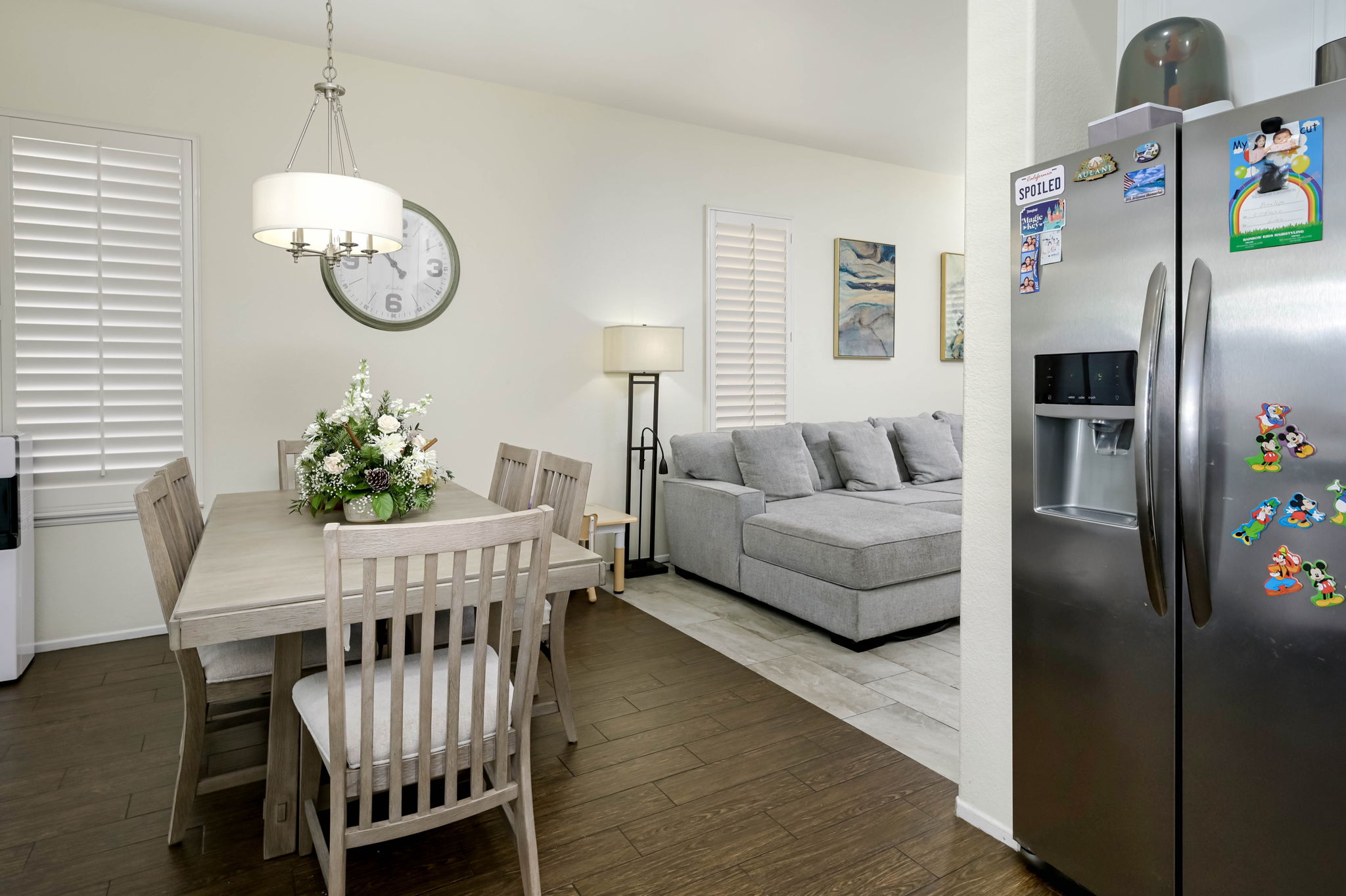 Corona, California, 92879, United States, 2 Bedrooms Bedrooms, ,3 BathroomsBathrooms,Residential,For Sale,2008178