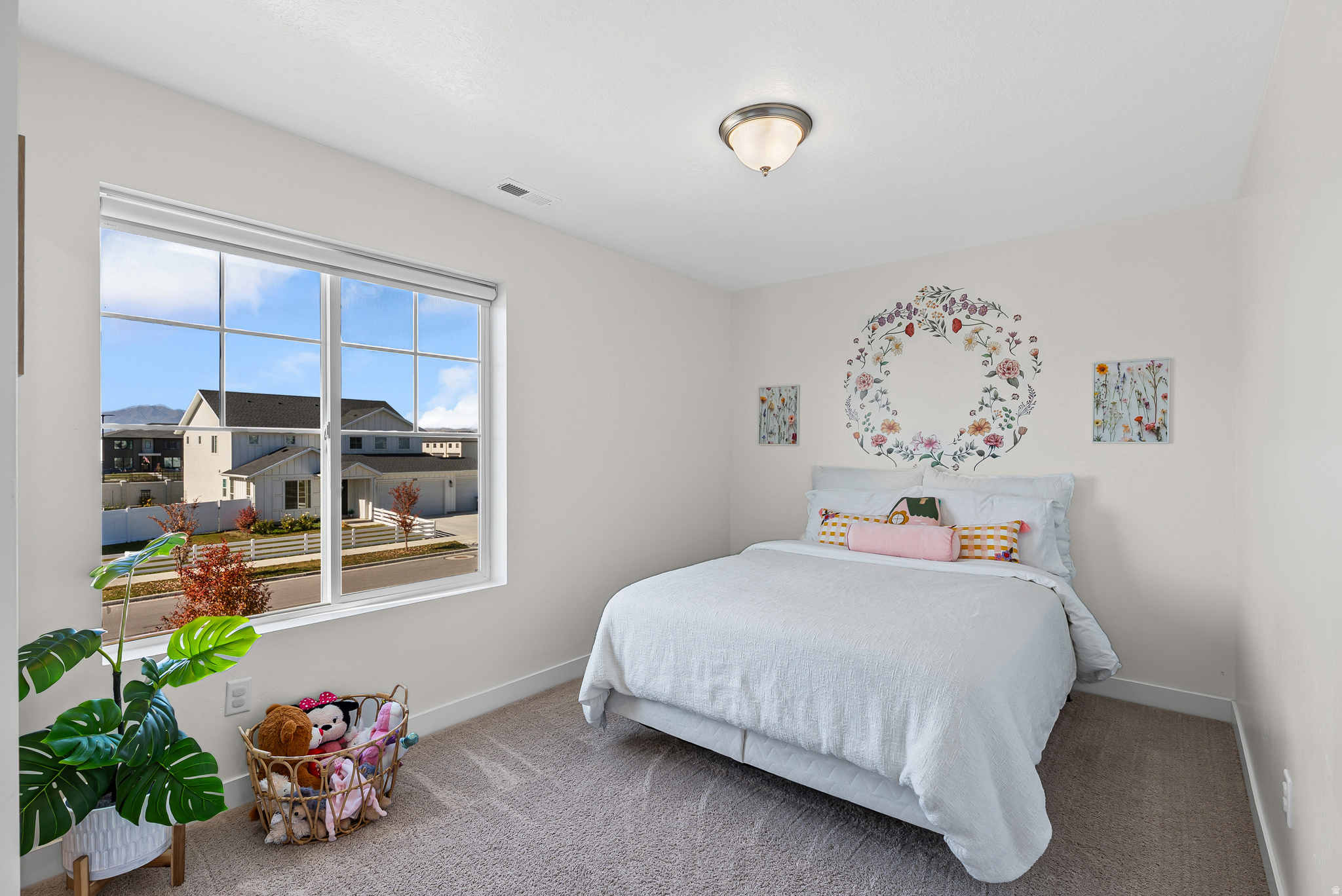 American Fork, Utah, 84003, United States, 4 Bedrooms Bedrooms, ,3 BathroomsBathrooms,Residential,For Sale,1987641