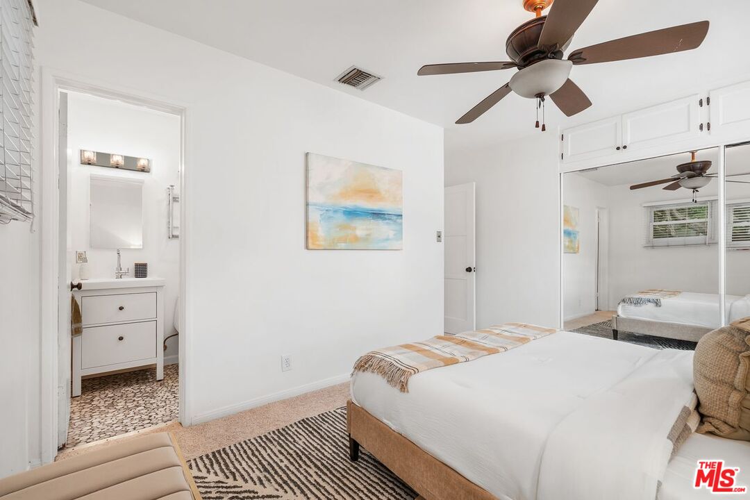 Lake Balboa, California, 91406, United States, 3 Bedrooms Bedrooms, ,1 BathroomBathrooms,Residential,For Sale,1992141