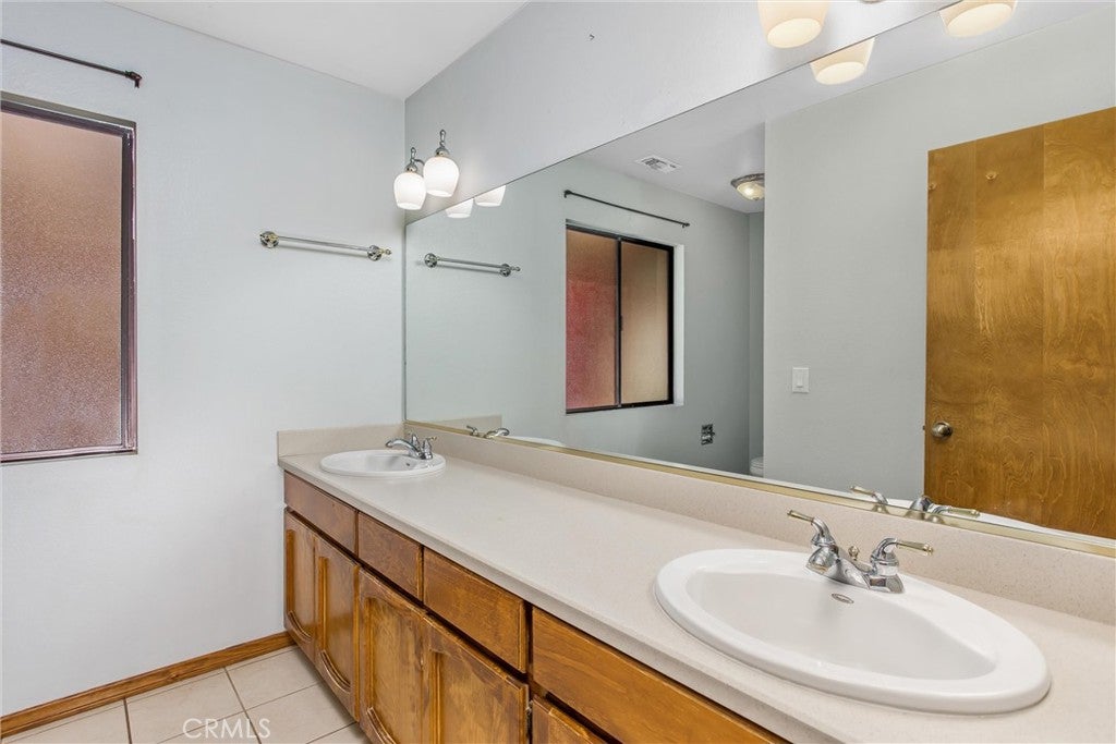 Cherry Valley, California, 92223, United States, 6 Bedrooms Bedrooms, ,3 BathroomsBathrooms,Residential,For Sale,1973904