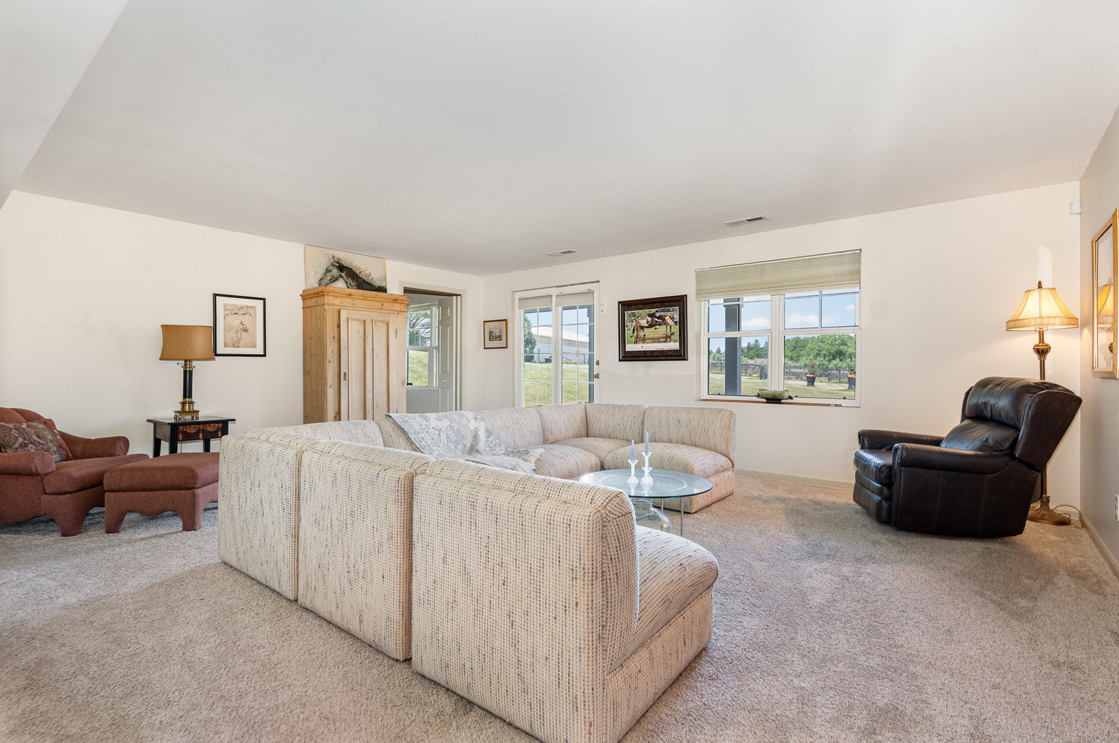 Caledonia, Illinois, 61011, United States, 4 Bedrooms Bedrooms, ,5 BathroomsBathrooms,Residential,For Sale,1984139