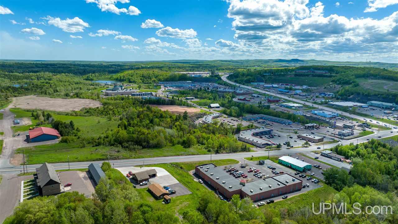 Houghton, Michigan, 49931, United States, ,Residential,For Sale,1923073