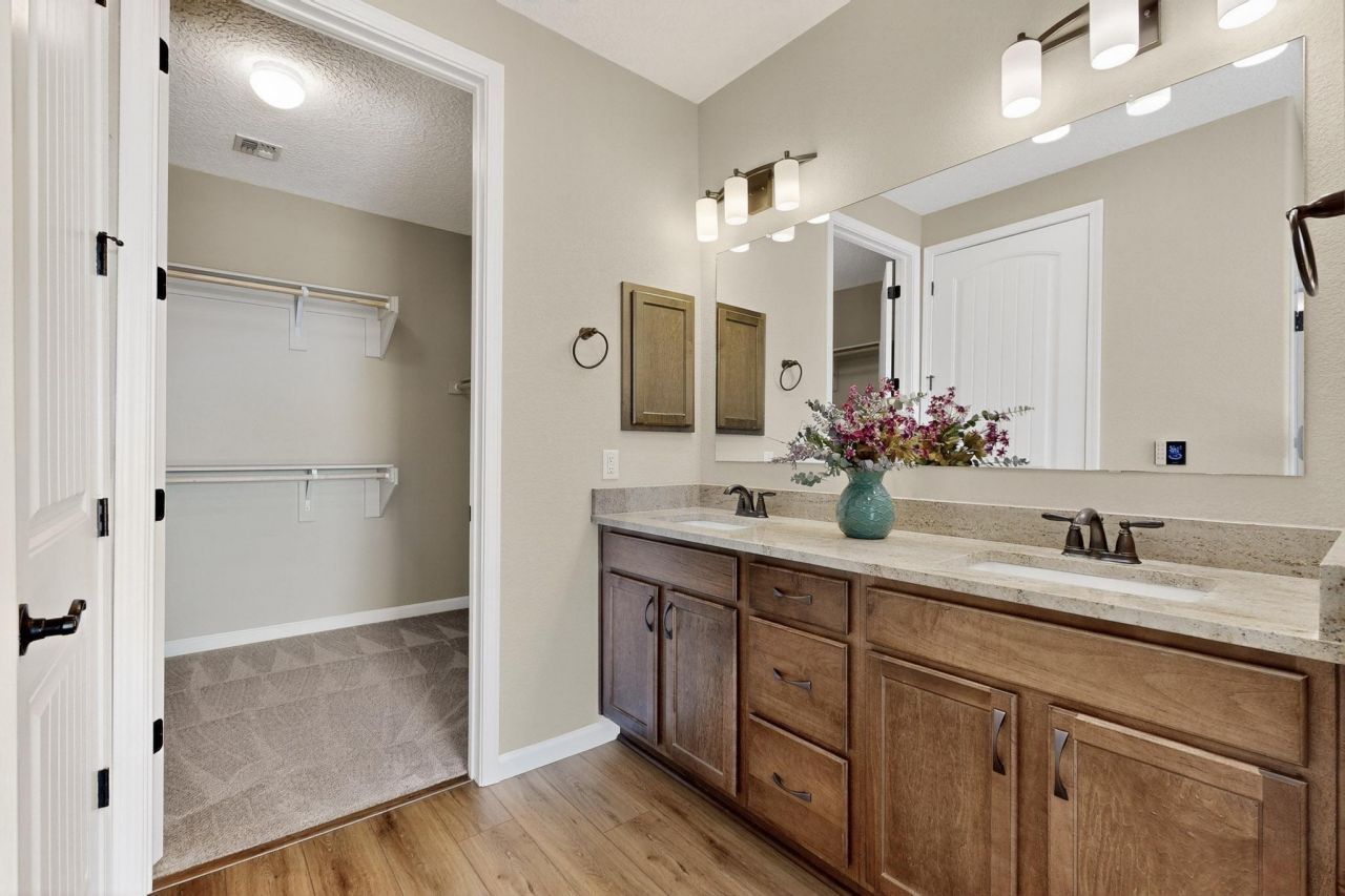 Albuquerque, New Mexico, 87120, United States, 3 Bedrooms Bedrooms, ,2 BathroomsBathrooms,Residential,For Sale,1996094