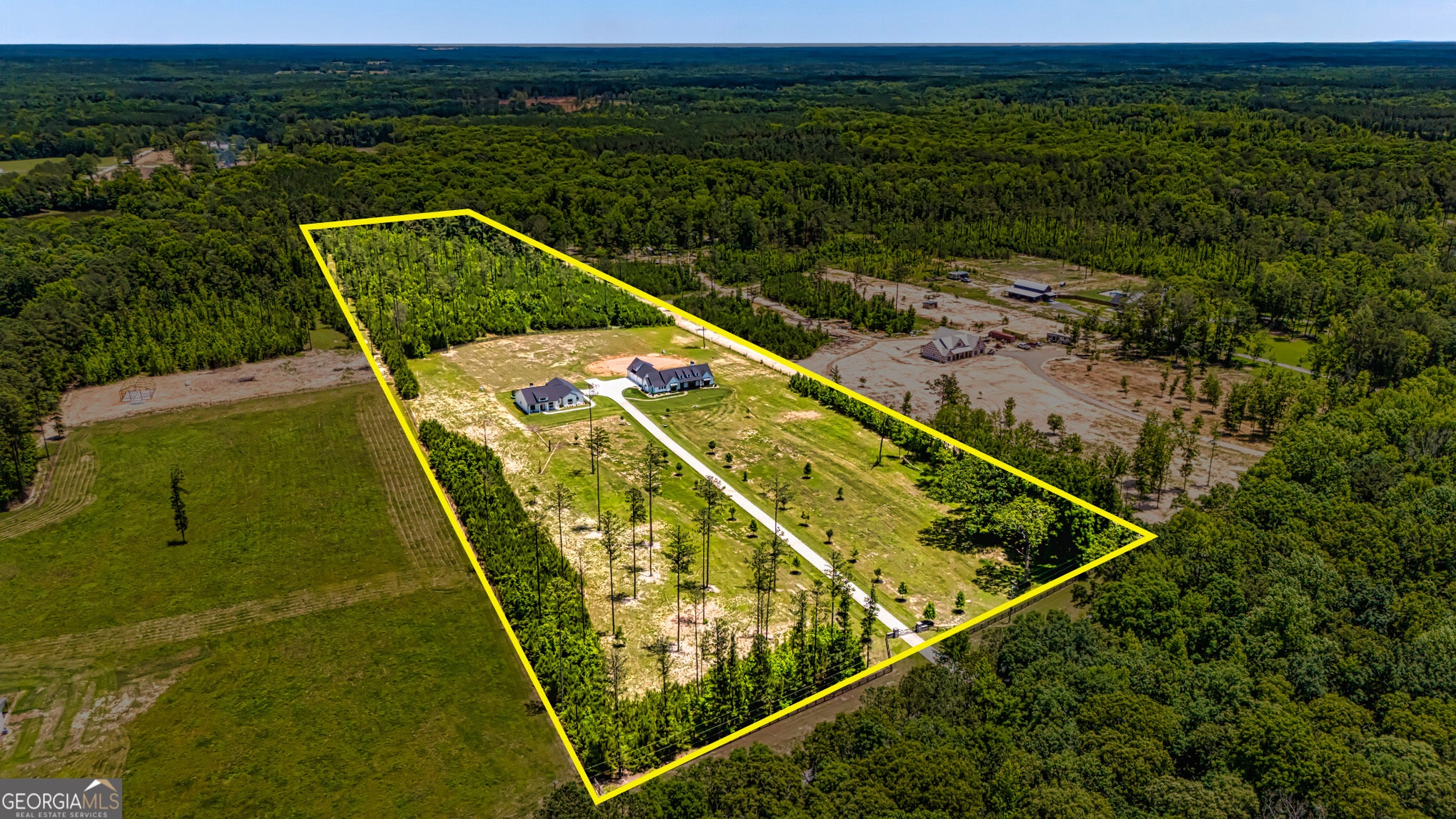 Senoia, Georgia, 30276, United States, 7 Bedrooms Bedrooms, ,7 BathroomsBathrooms,Residential,For Sale,1998552