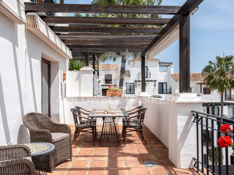 Marbella, Andalusia, ES, 2 Bedrooms Bedrooms, ,2 BathroomsBathrooms,Residential,For Sale,1906724