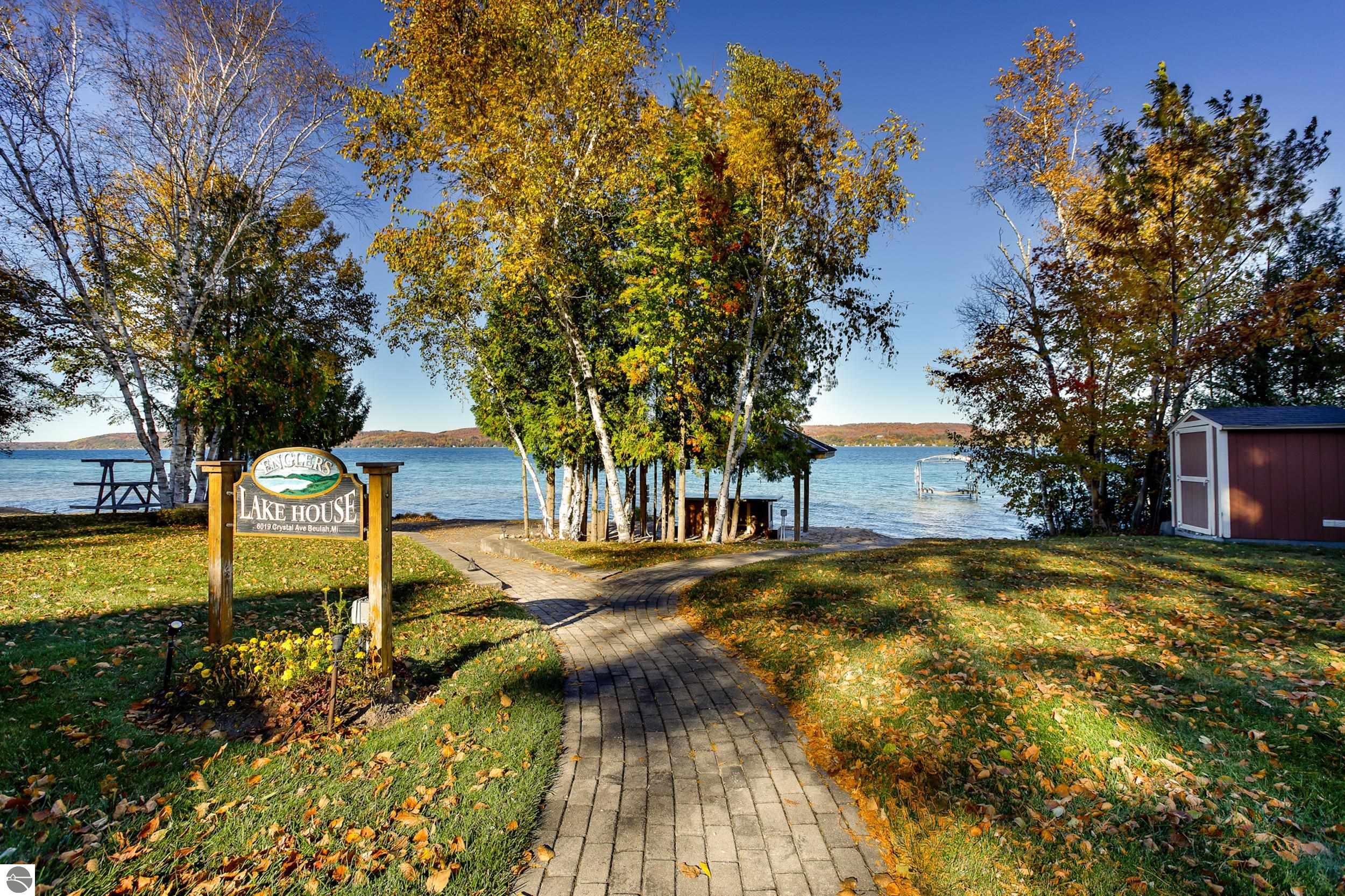 Beulah, Michigan, 49617, United States, 5 Bedrooms Bedrooms, ,3 BathroomsBathrooms,Residential,For Sale,1987104