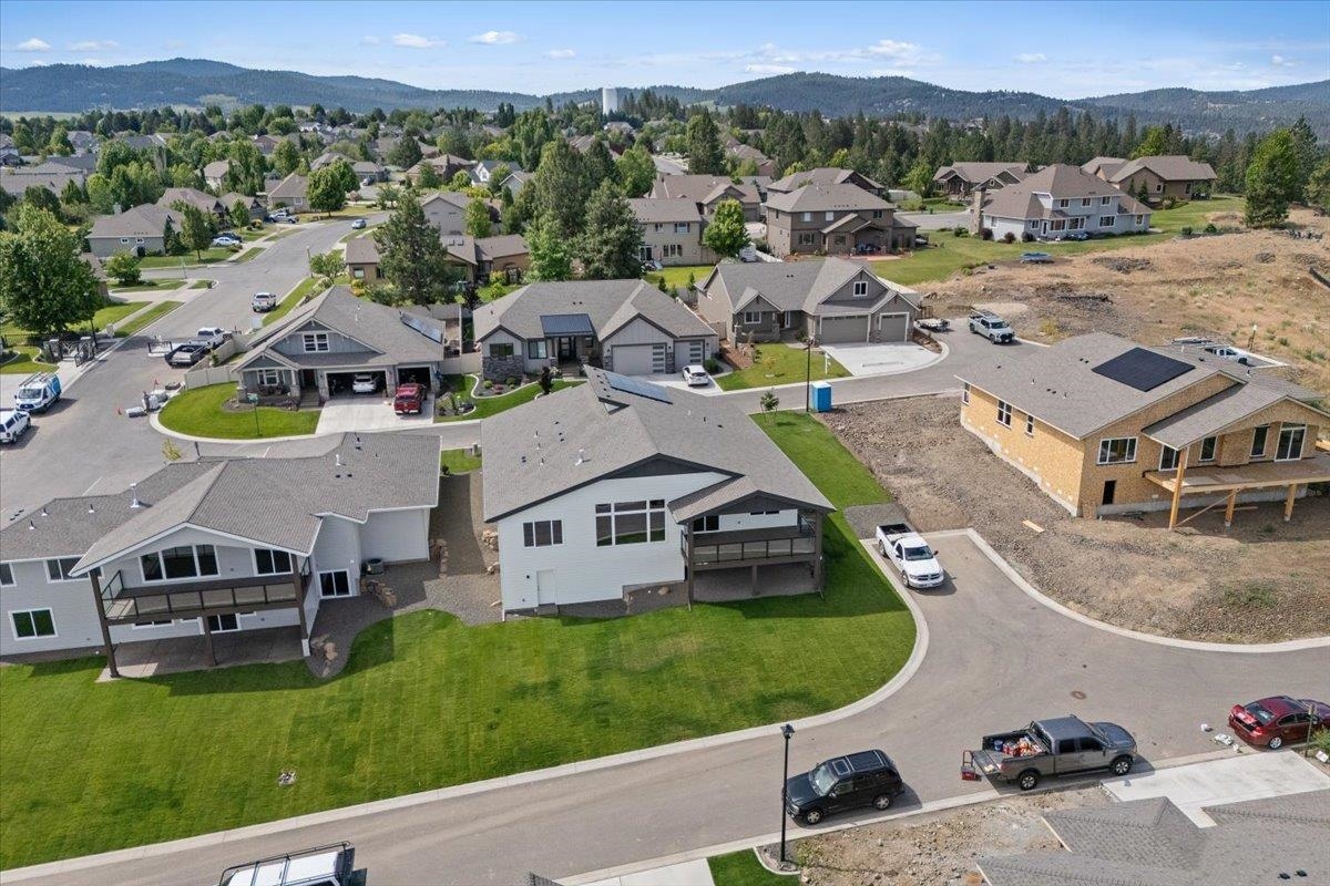 Spokane Valley, Washington, 99037, United States, 3 Bedrooms Bedrooms, ,2 BathroomsBathrooms,Residential,For Sale,1877270