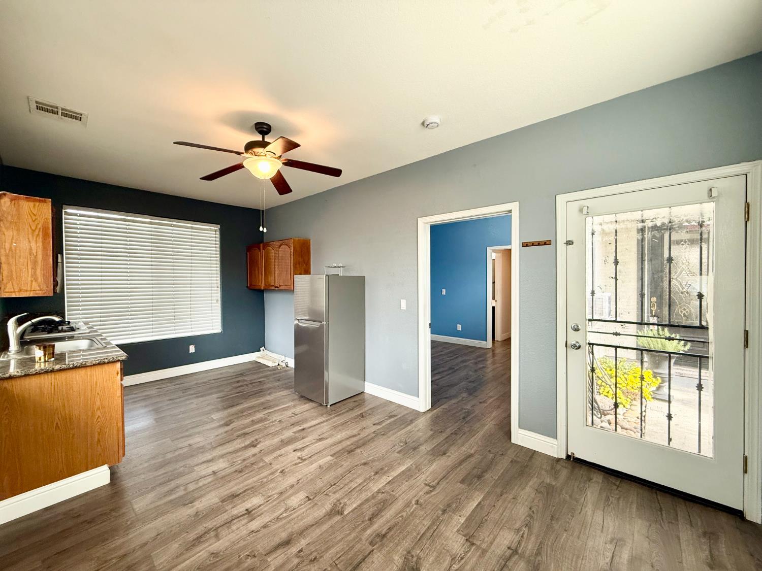 Patterson, California, 95363, United States, 5 Bedrooms Bedrooms, ,3 BathroomsBathrooms,Residential,For Sale,1982239