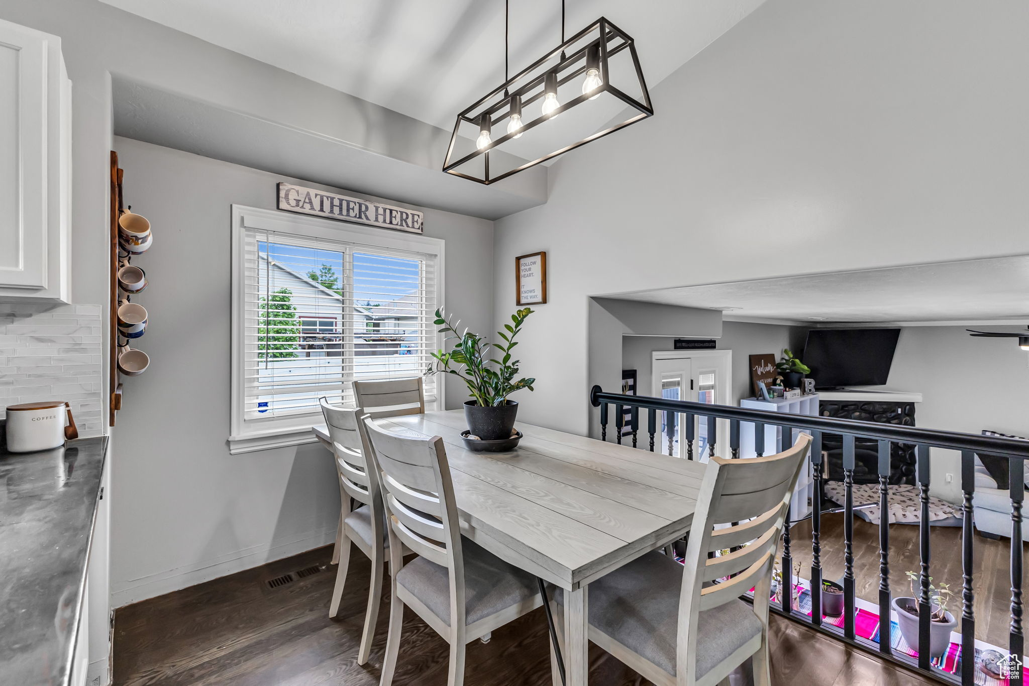 Salt Lake City, Utah, 84118, United States, 4 Bedrooms Bedrooms, ,2 BathroomsBathrooms,Residential,For Sale,1818748