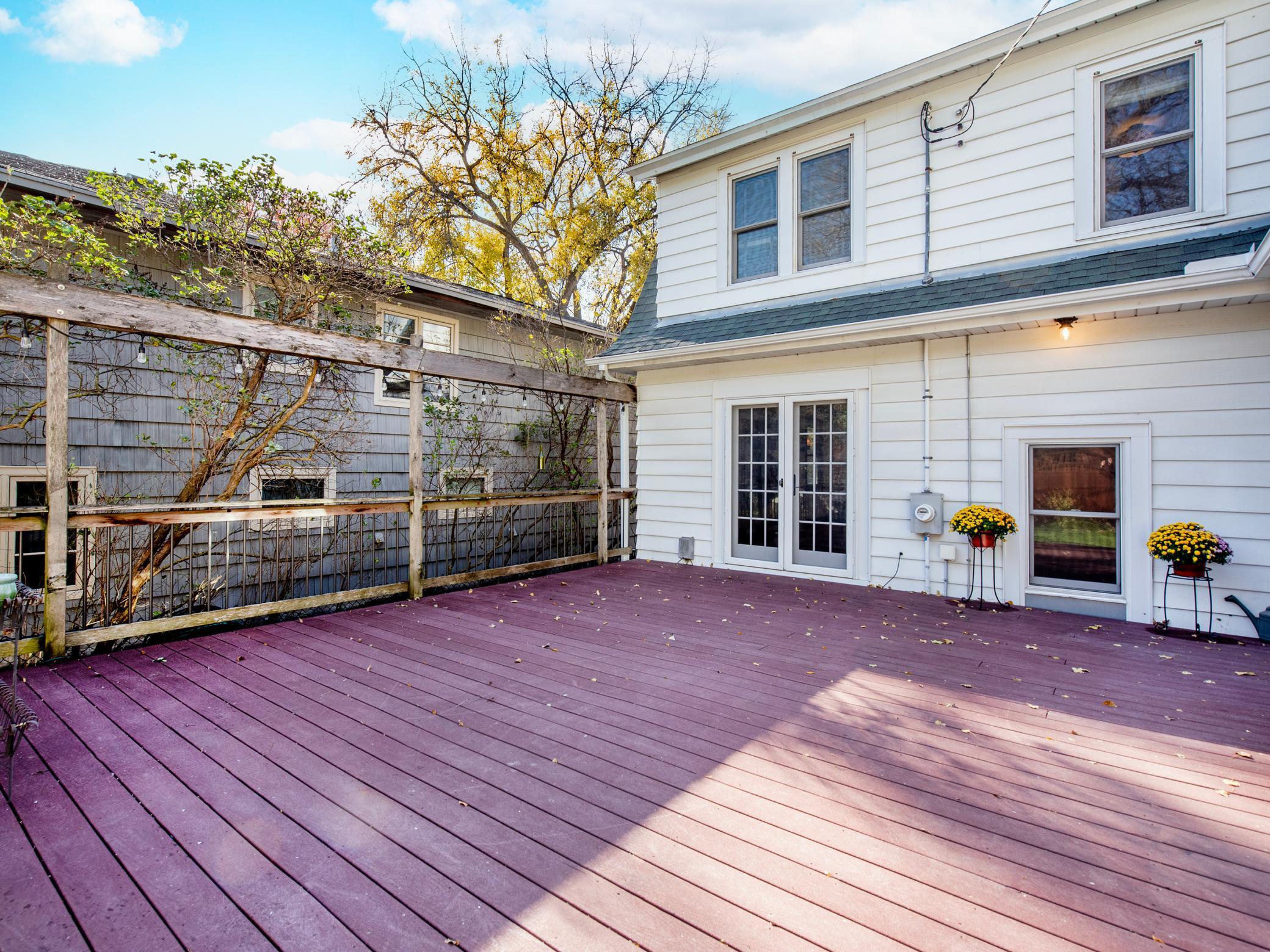 Saint Paul, Minnesota, 55104, United States, 3 Bedrooms Bedrooms, ,1 BathroomBathrooms,Residential,For Sale,1988037