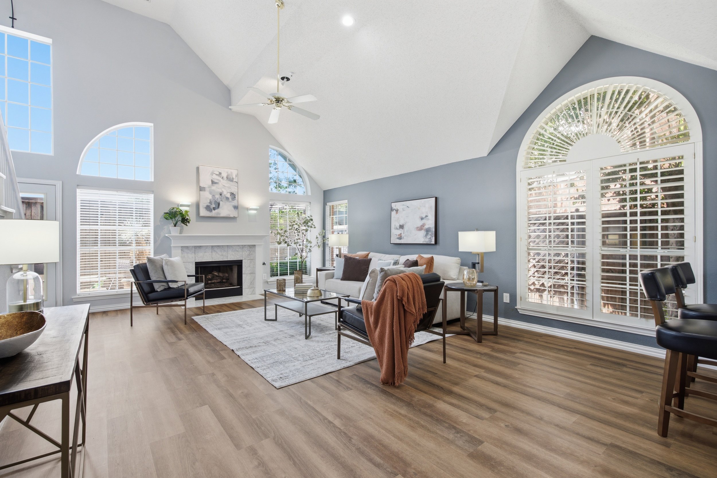  Updated Addison Gem  3 Beds + Game Room  Low-Maintenance Living - 物件實景