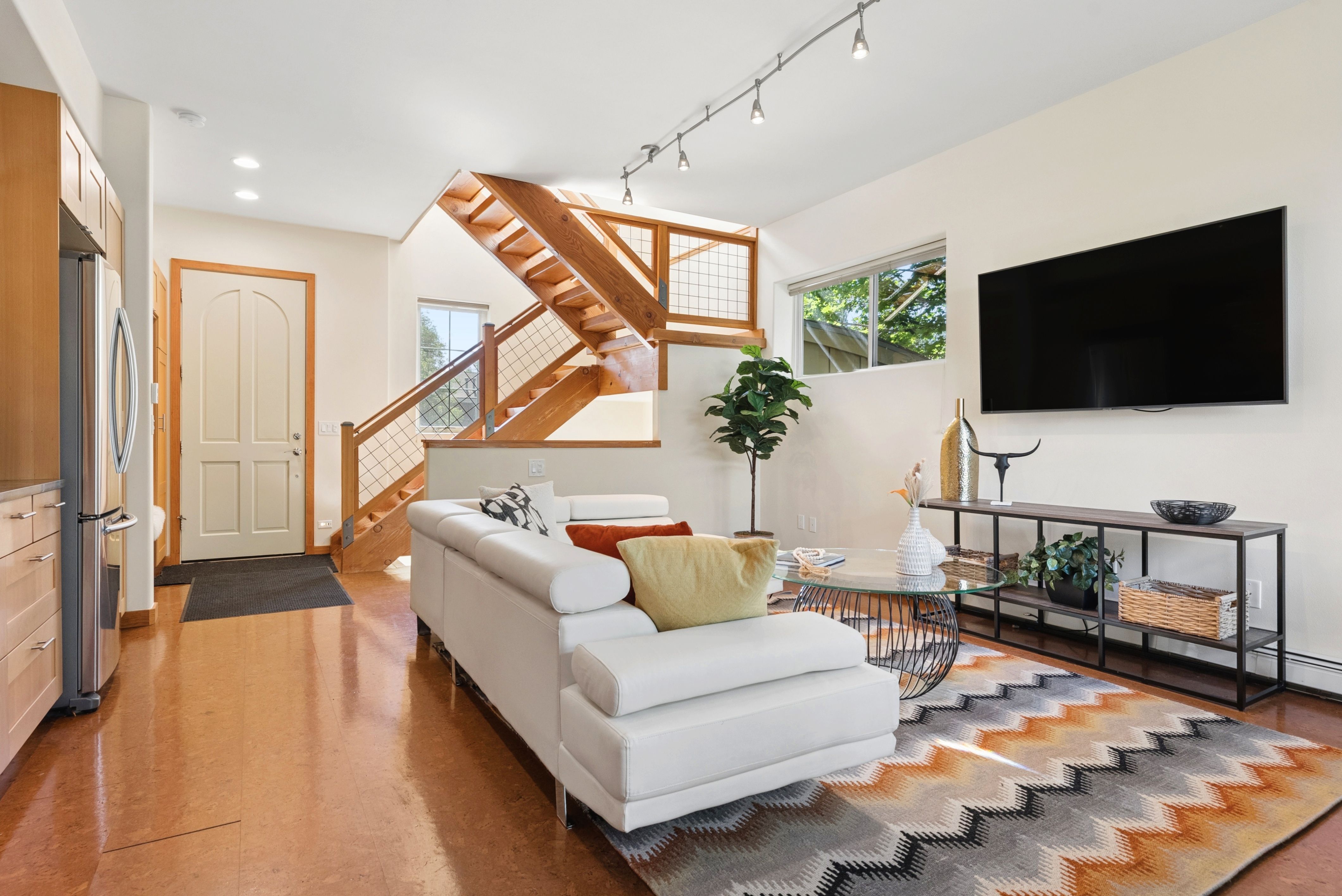  Green-Built Townhome-Style Propety - 物件實景