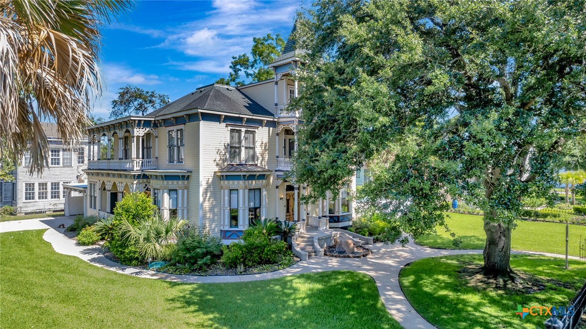 507 S De Leon Street, Victoria, Texas, 77901, United States, 5 Bedrooms Bedrooms, ,5 BathroomsBathrooms,Residential,For Sale,507 S De Leon Street,1612614