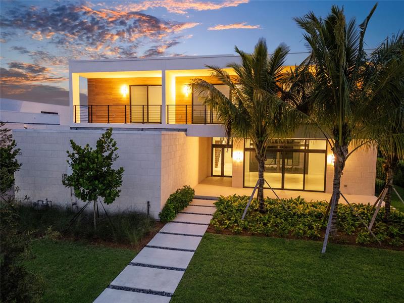 Weston, Florida, 33326, United States, 5 Bedrooms Bedrooms, ,10 BathroomsBathrooms,Residential,For Sale,1925286
