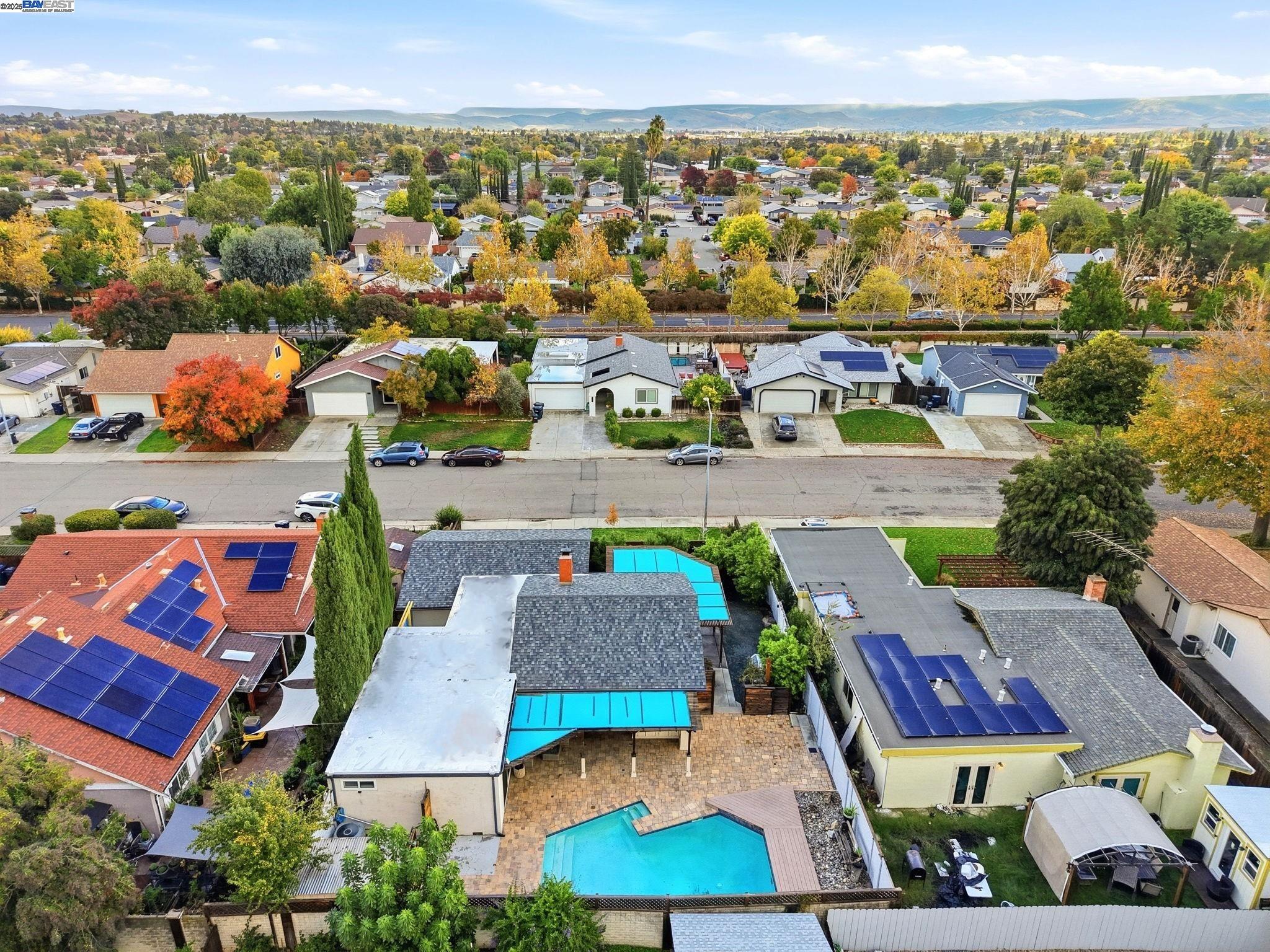 Livermore, California, 94551, United States, 3 Bedrooms Bedrooms, ,2 BathroomsBathrooms,Residential,For Sale,1992921