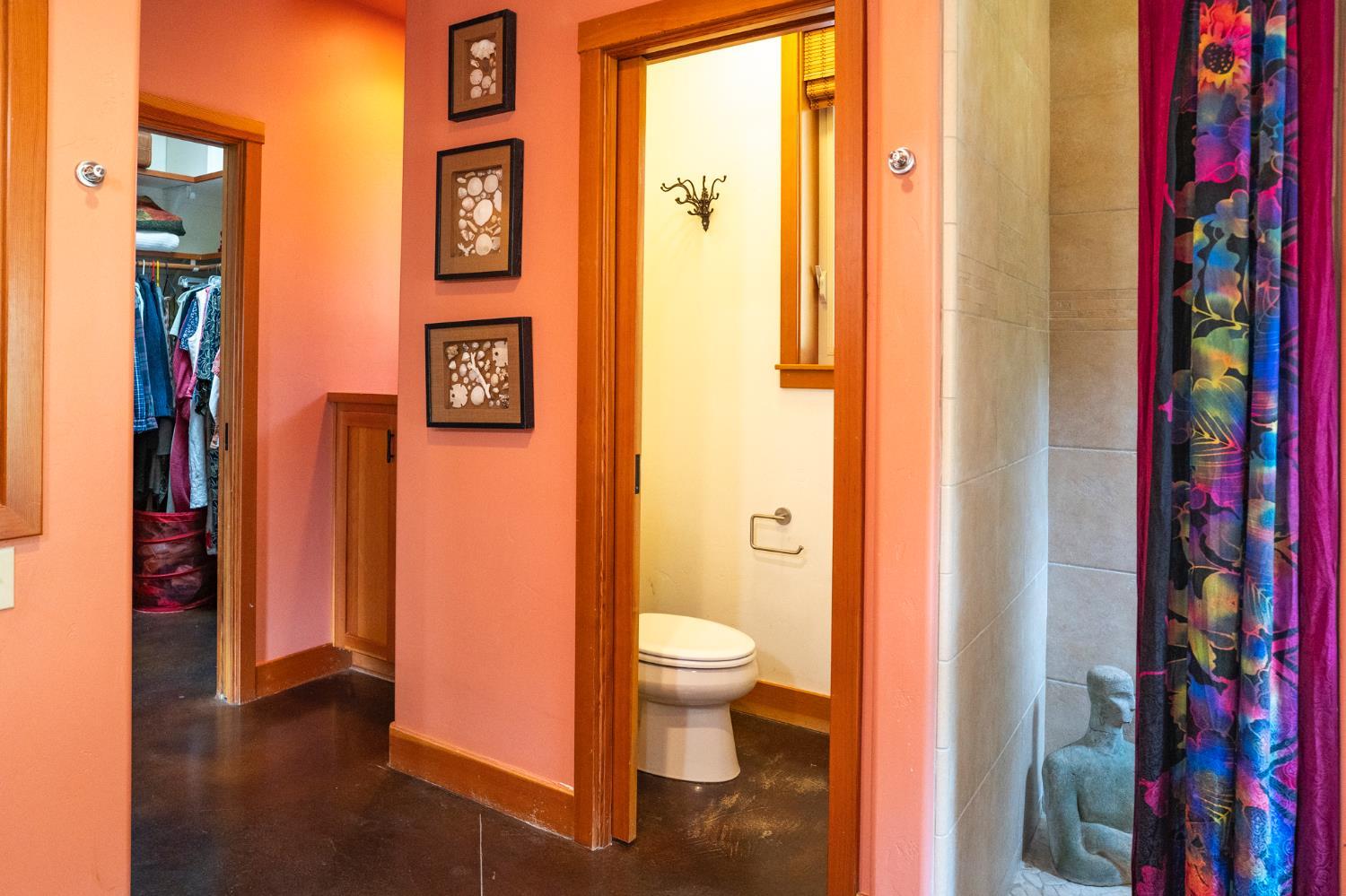 Nevada City, California, 95959, United States, 3 Bedrooms Bedrooms, ,3 BathroomsBathrooms,Residential,For Sale,1987910