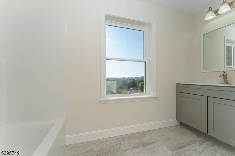 Washington Boro, New Jersey, 07882, United States, 4 Bedrooms Bedrooms, ,3 BathroomsBathrooms,Residential,For Sale,1987811