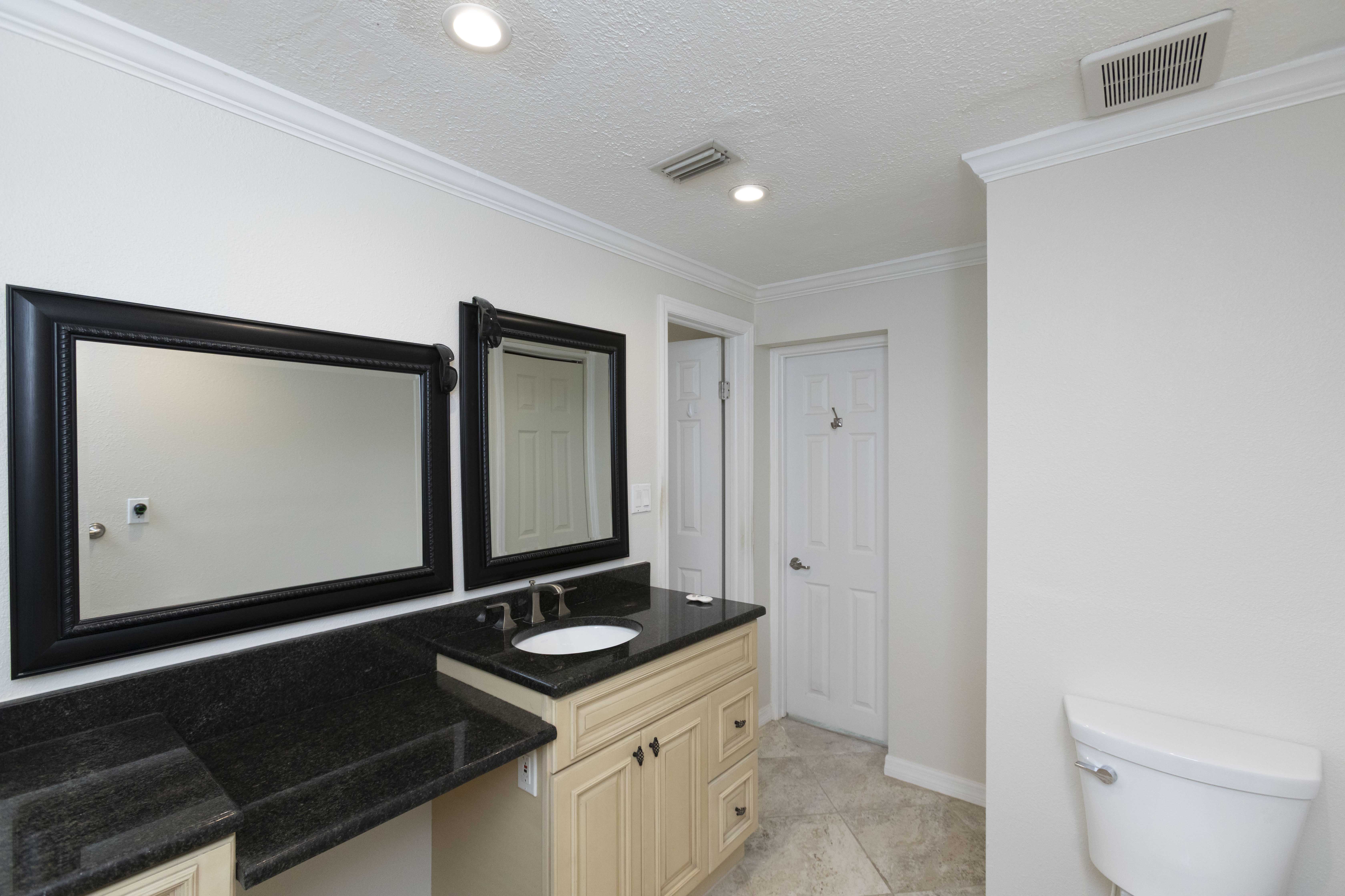 New Port Richey, Florida, 34652, United States, 2 Bedrooms Bedrooms, ,2 BathroomsBathrooms,Residential,For Sale,1805491