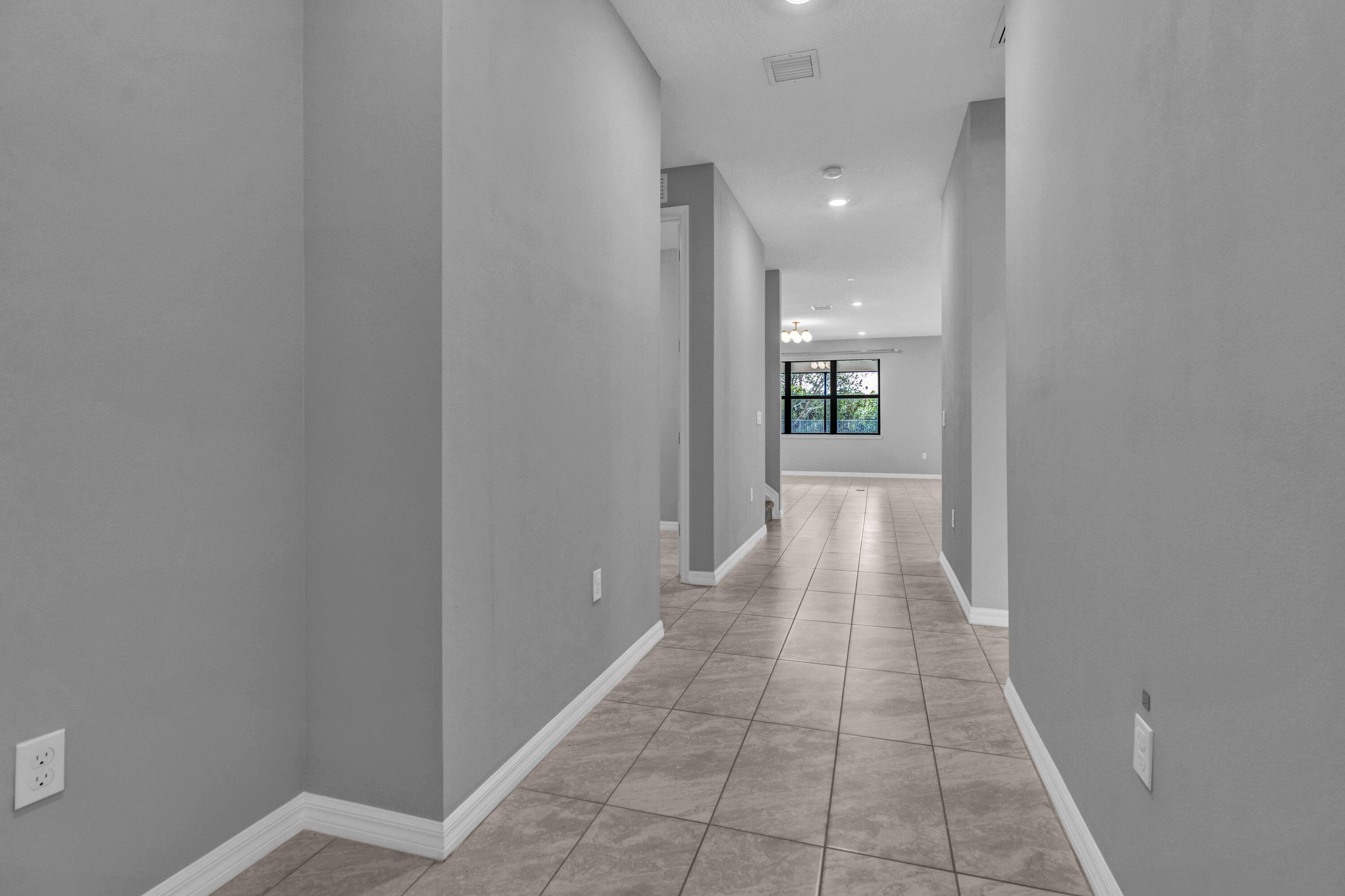 Lake Worth, Florida, 33467, United States, 5 Bedrooms Bedrooms, ,3 BathroomsBathrooms,Residential,For Sale,2048468