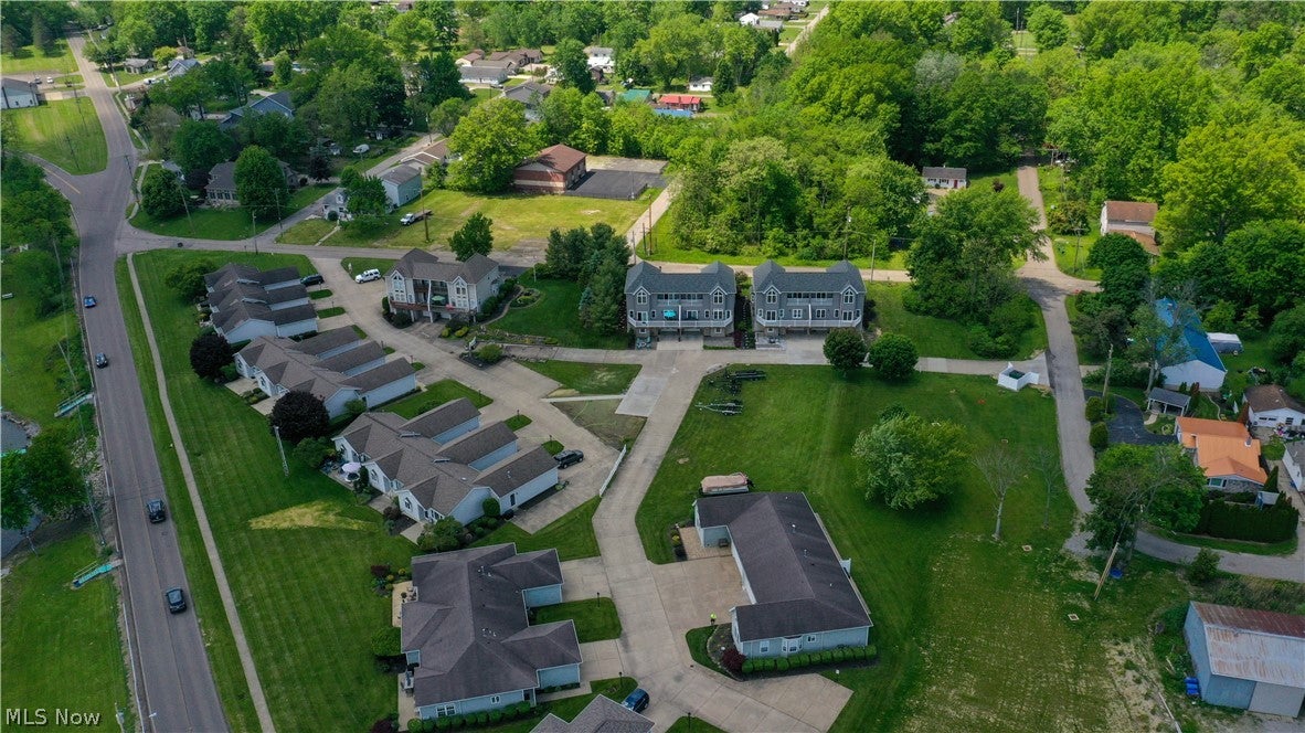 Lake Milton, Ohio, 44429, United States, 3 Bedrooms Bedrooms, ,3 BathroomsBathrooms,Residential,For Sale,2024644