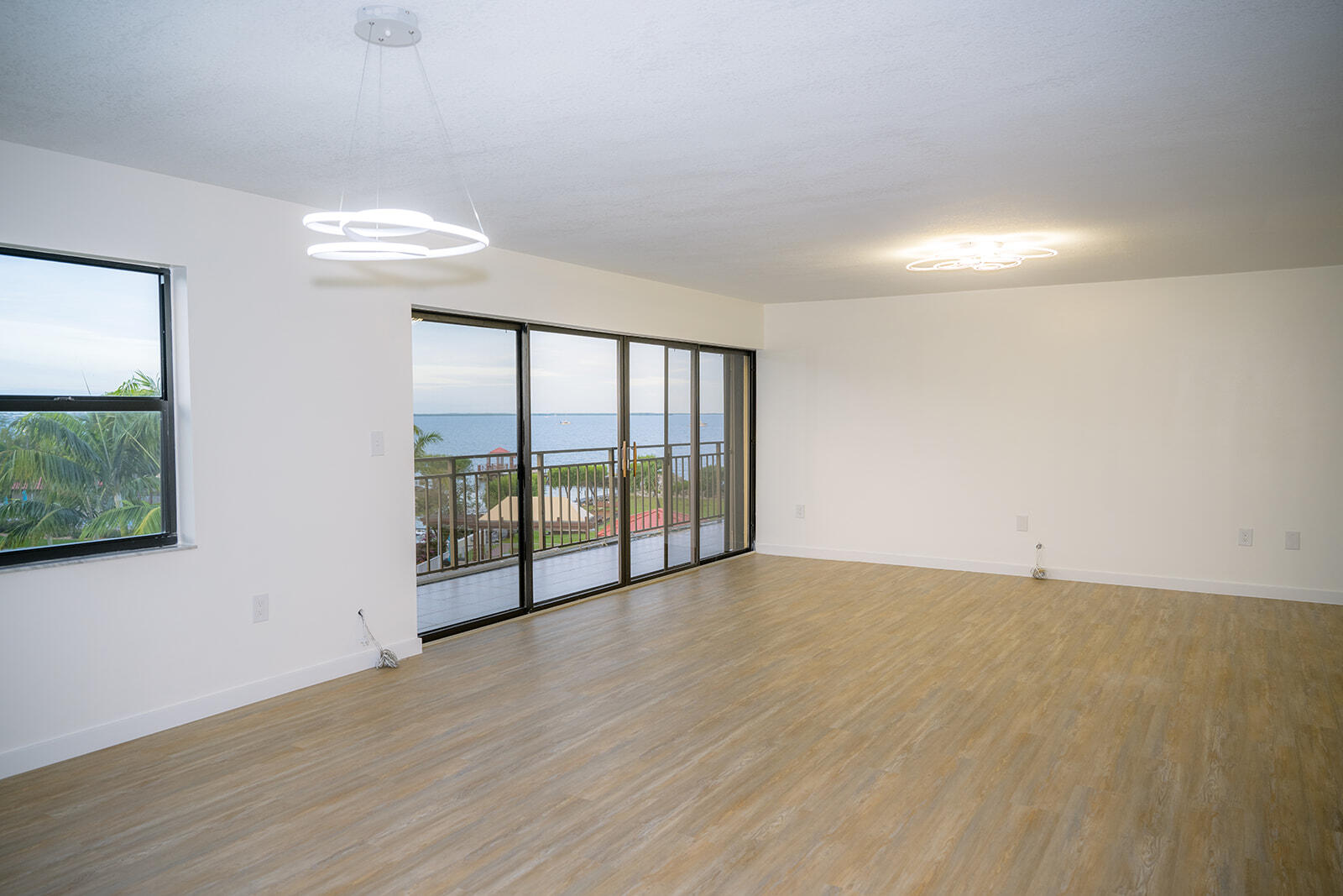 KEY LARGO, Florida, 33037, United States, 3 Bedrooms Bedrooms, ,2 BathroomsBathrooms,Residential,For Sale,1913329