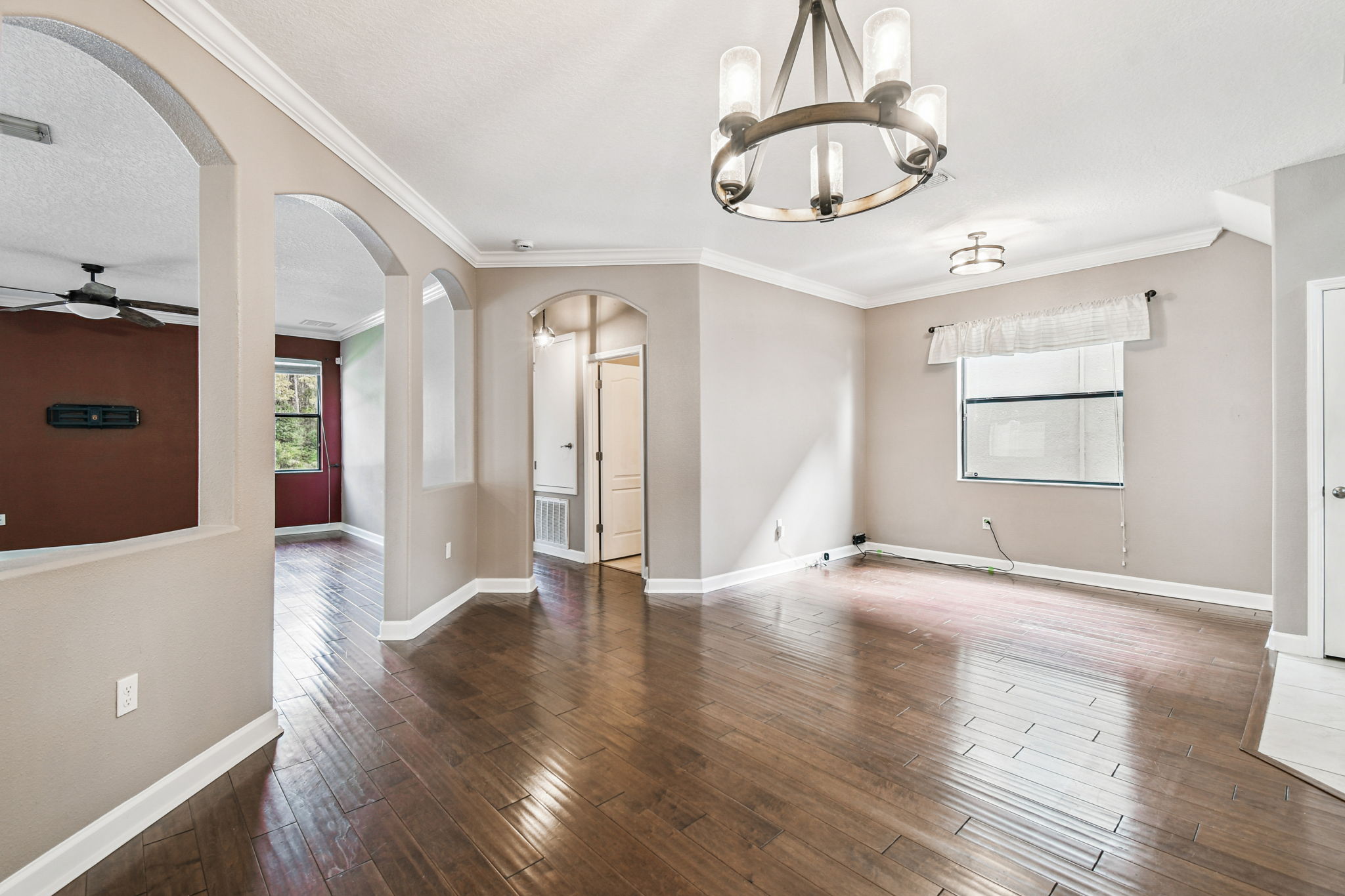 New Port Richey, Florida, 34655, United States, 6 Bedrooms Bedrooms, ,4 BathroomsBathrooms,Residential,For Sale,1980137