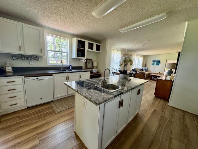 Painter, Virginia, 23420, United States, 4 Bedrooms Bedrooms, ,2 BathroomsBathrooms,Residential,For Sale,1908703