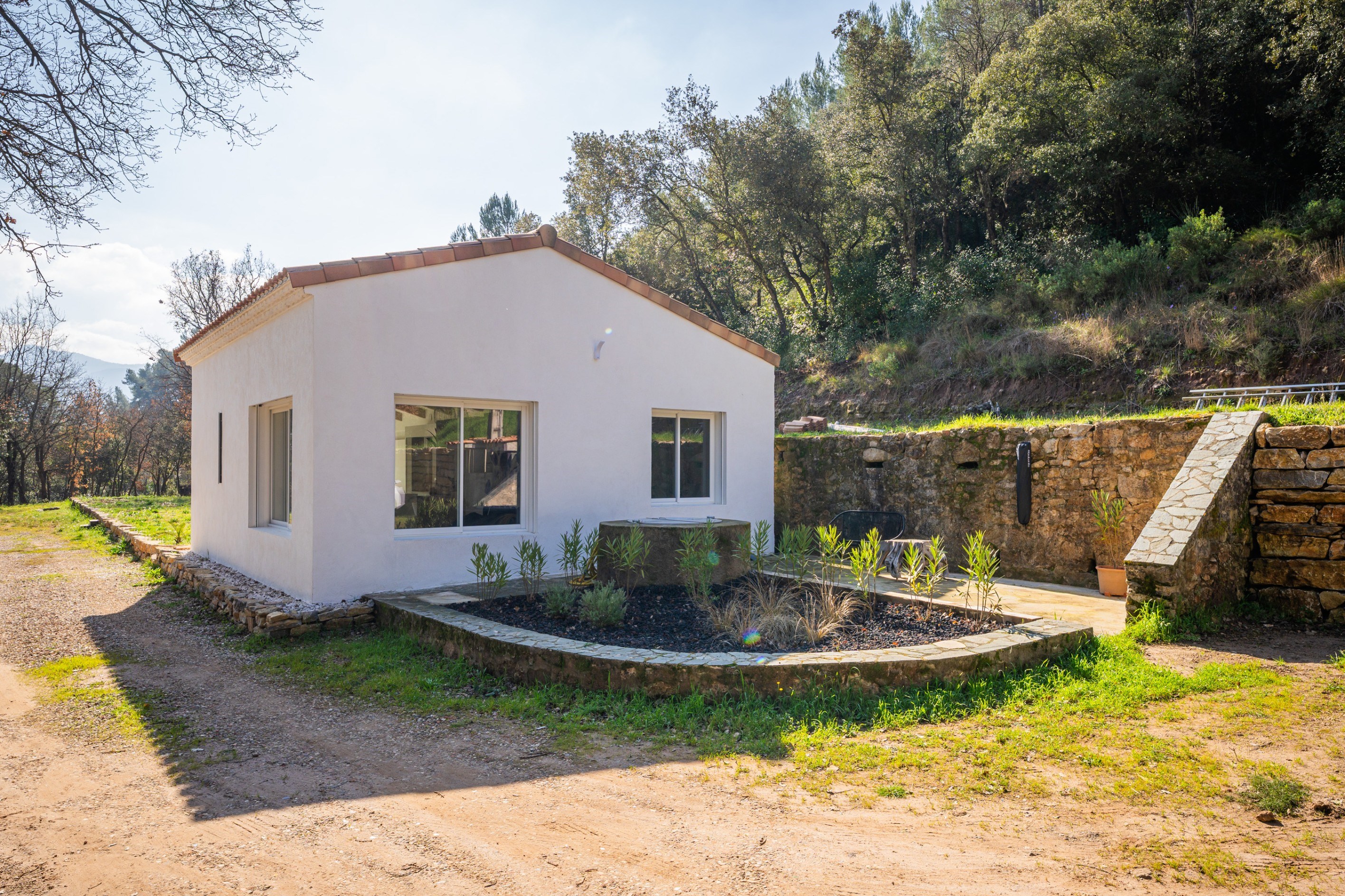  Gonfaron, Var – Renovated House on 8.5 Hectares of Land - 物件實景